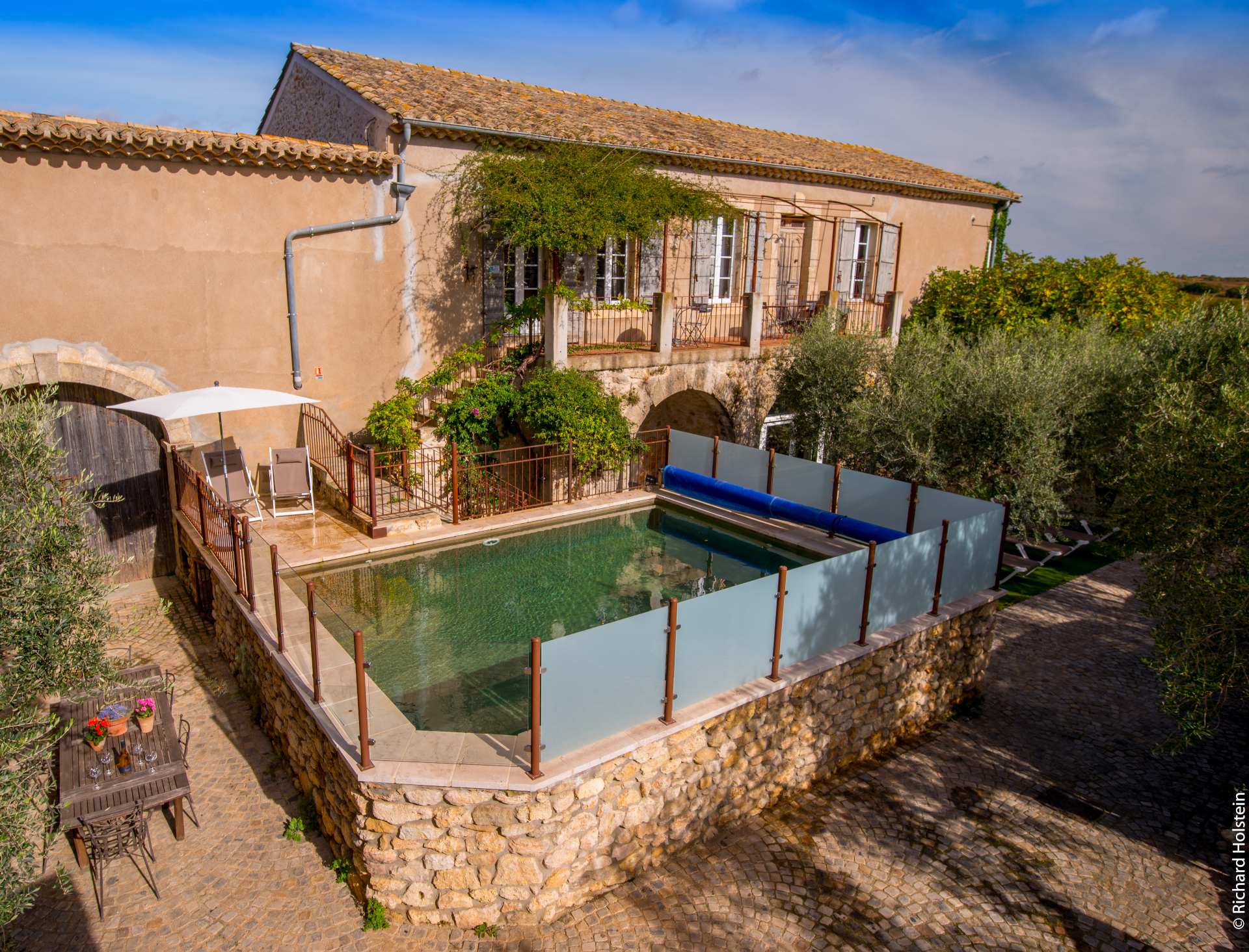 Le Nid d'Amour & Spa : une évasion romantique en Languedoc à Puimisson — vue depuis la terrasse