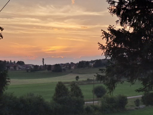 Dôme du Bugnon : une nuit sous les étoiles en Franche-Comté à Bourgogne-Franche-Comté — détail architectural