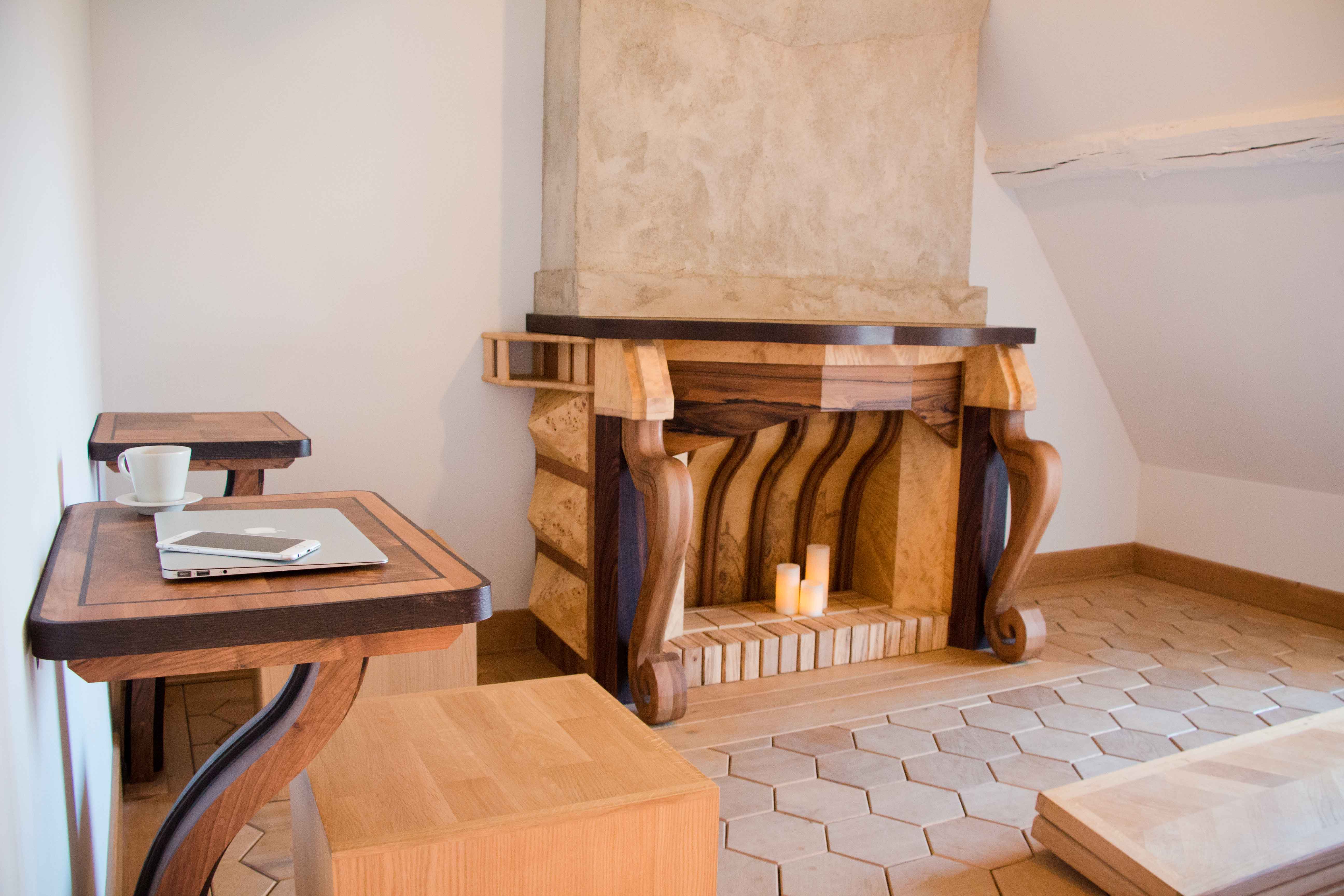 Découvrez Saturnia Pyri, une chambre à thème envoûtante à Saint-Jean-De-Boiseau — espace de vie