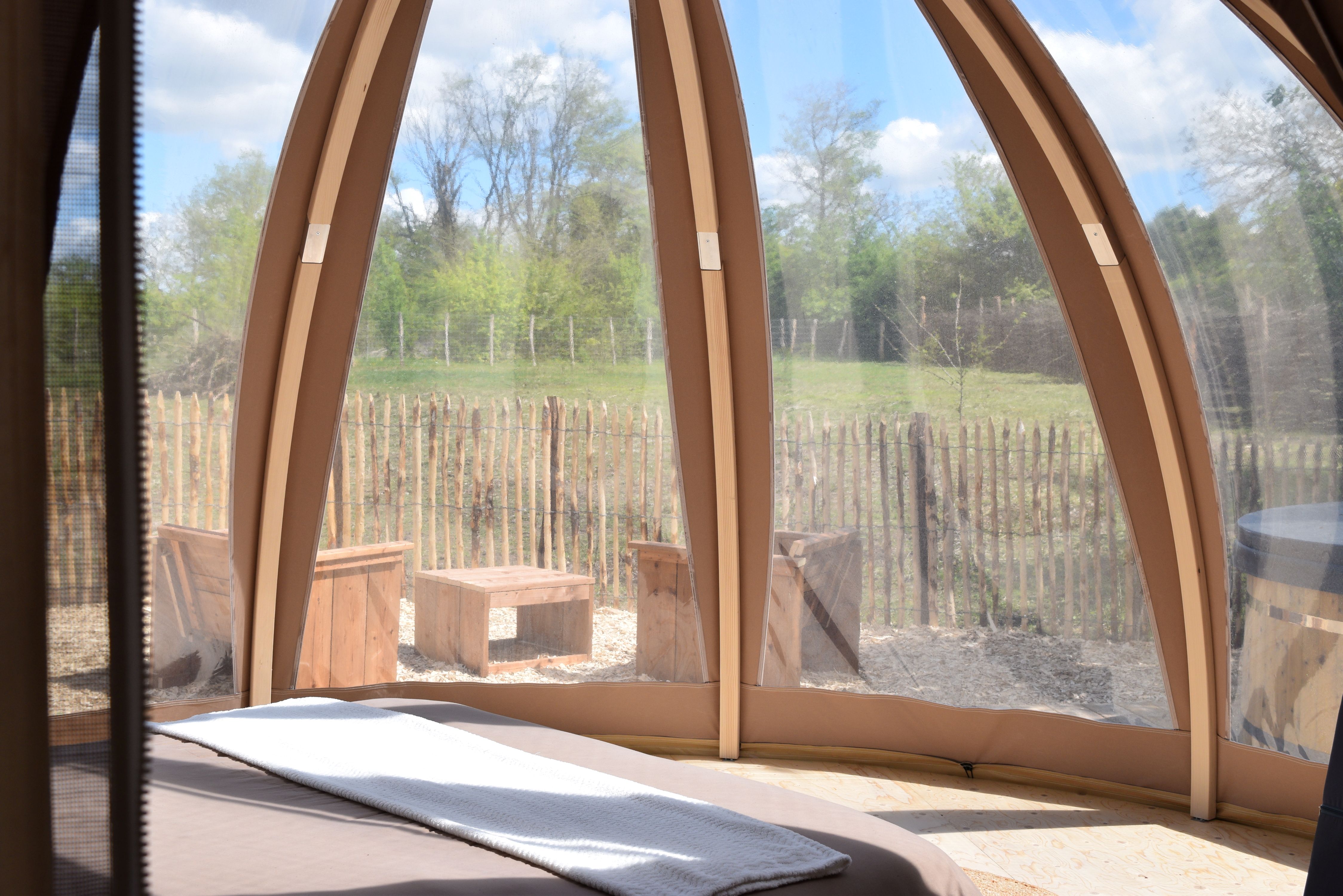 Bulle de nature famille & Spa — Nuit étoilée à Maine-et-Loire à Angers — espace de vie