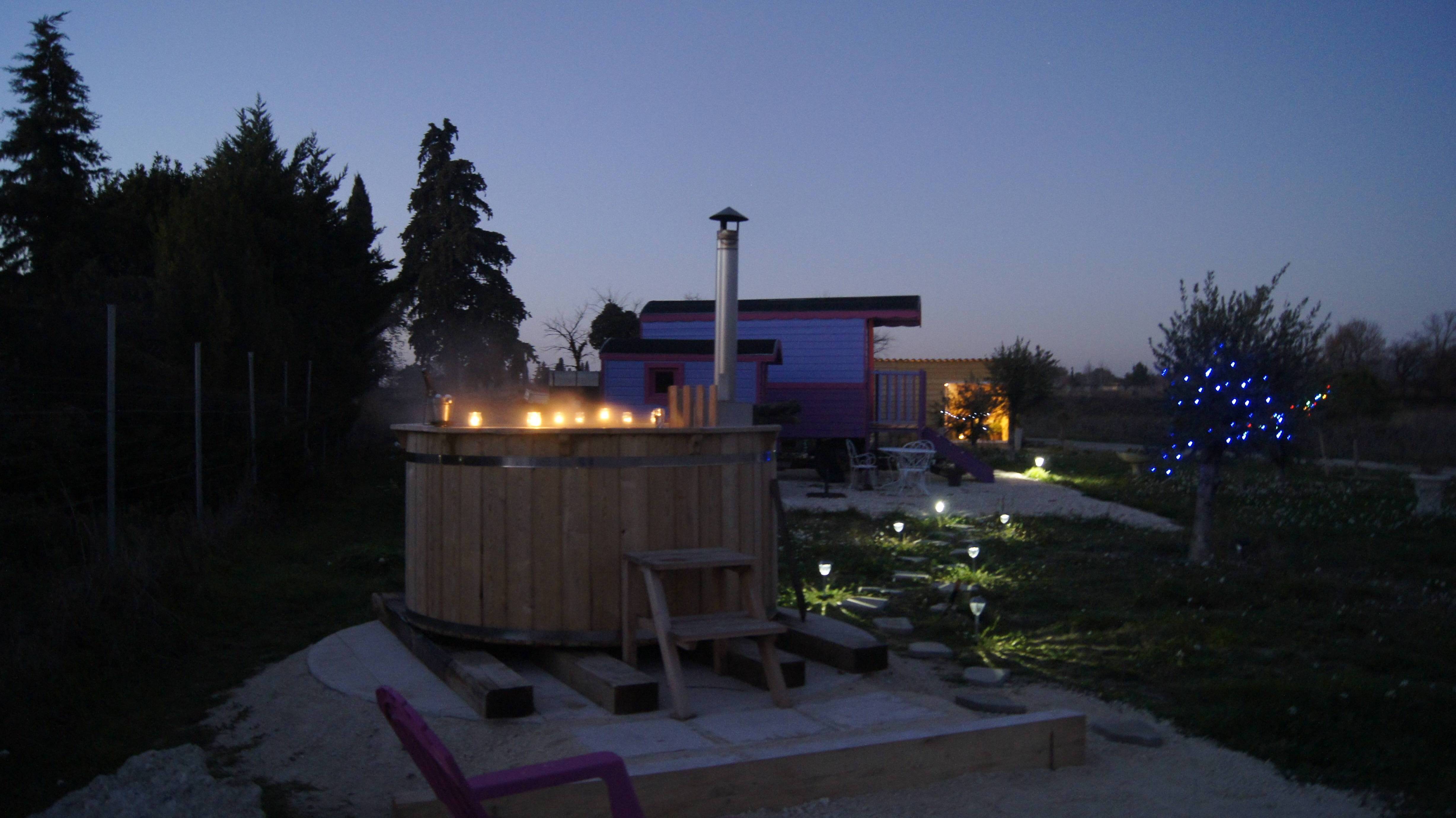 Roulotte Lavande : un voyage sensoriel en Provence à Cairanne — salle de bain