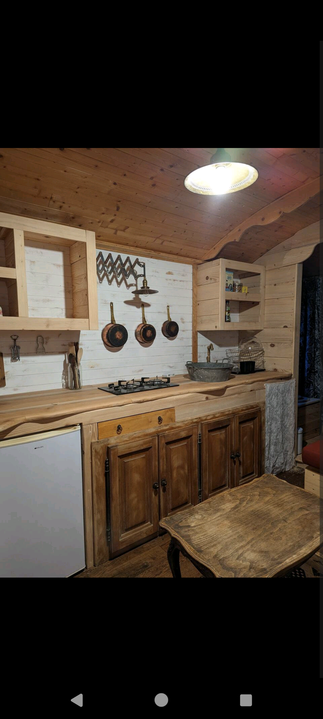 Roulotte en Ecolieu : une escapade insolite en Provence à Barjols — cuisine