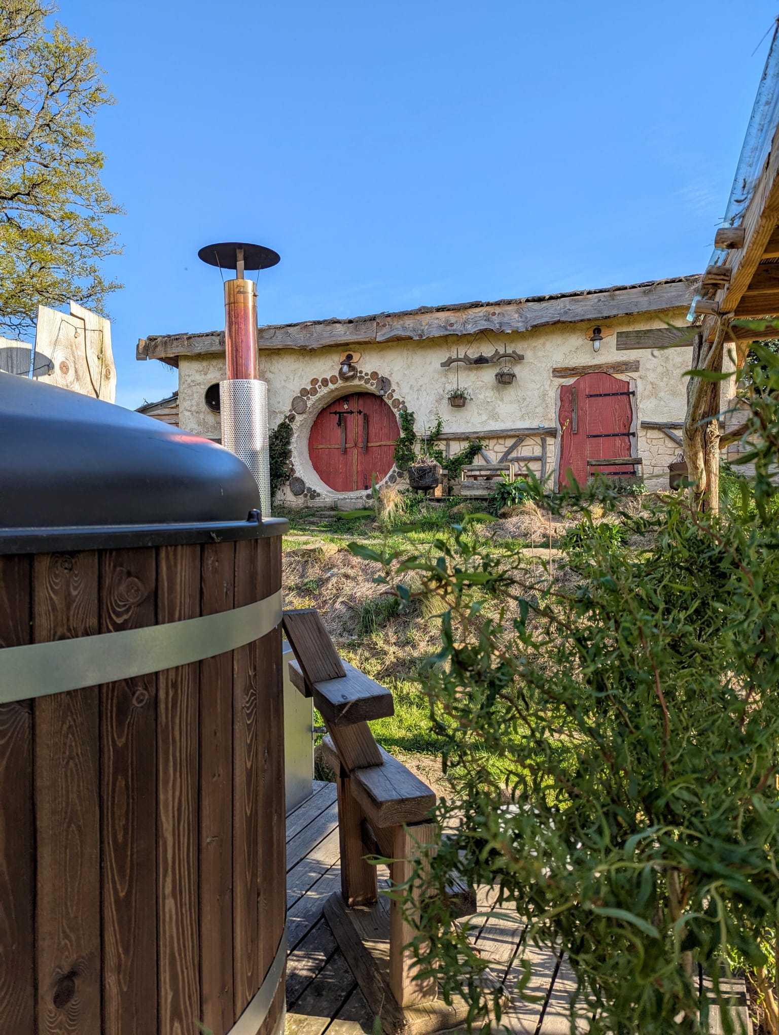 La maison Sacquet : une échappée enchantée en Limousin à Saint Sulpice Les Feuilles — espace de vie