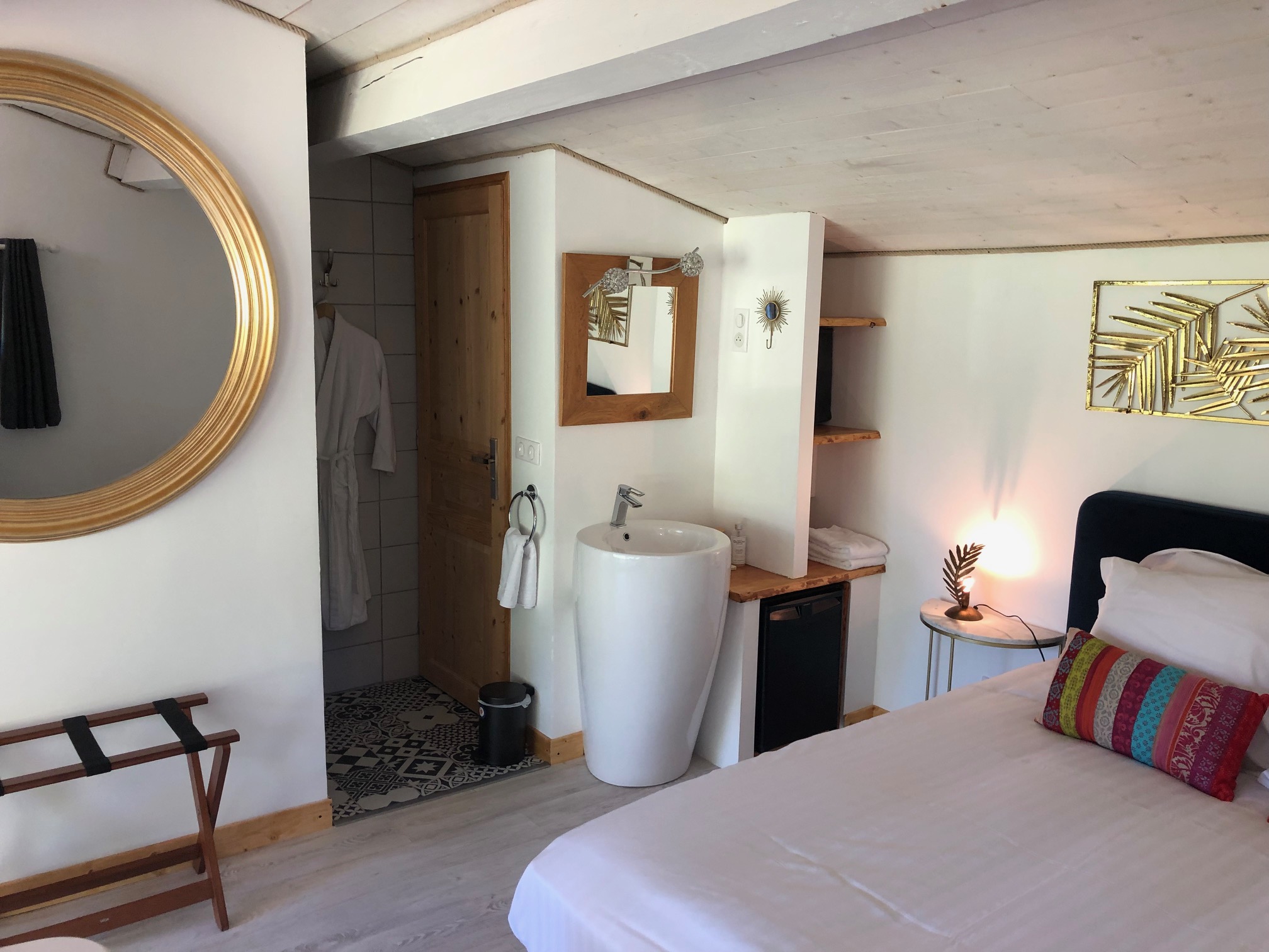 Cabane Jardin & Spa : une évasion en Aquitaine à Monsac — salle de bain