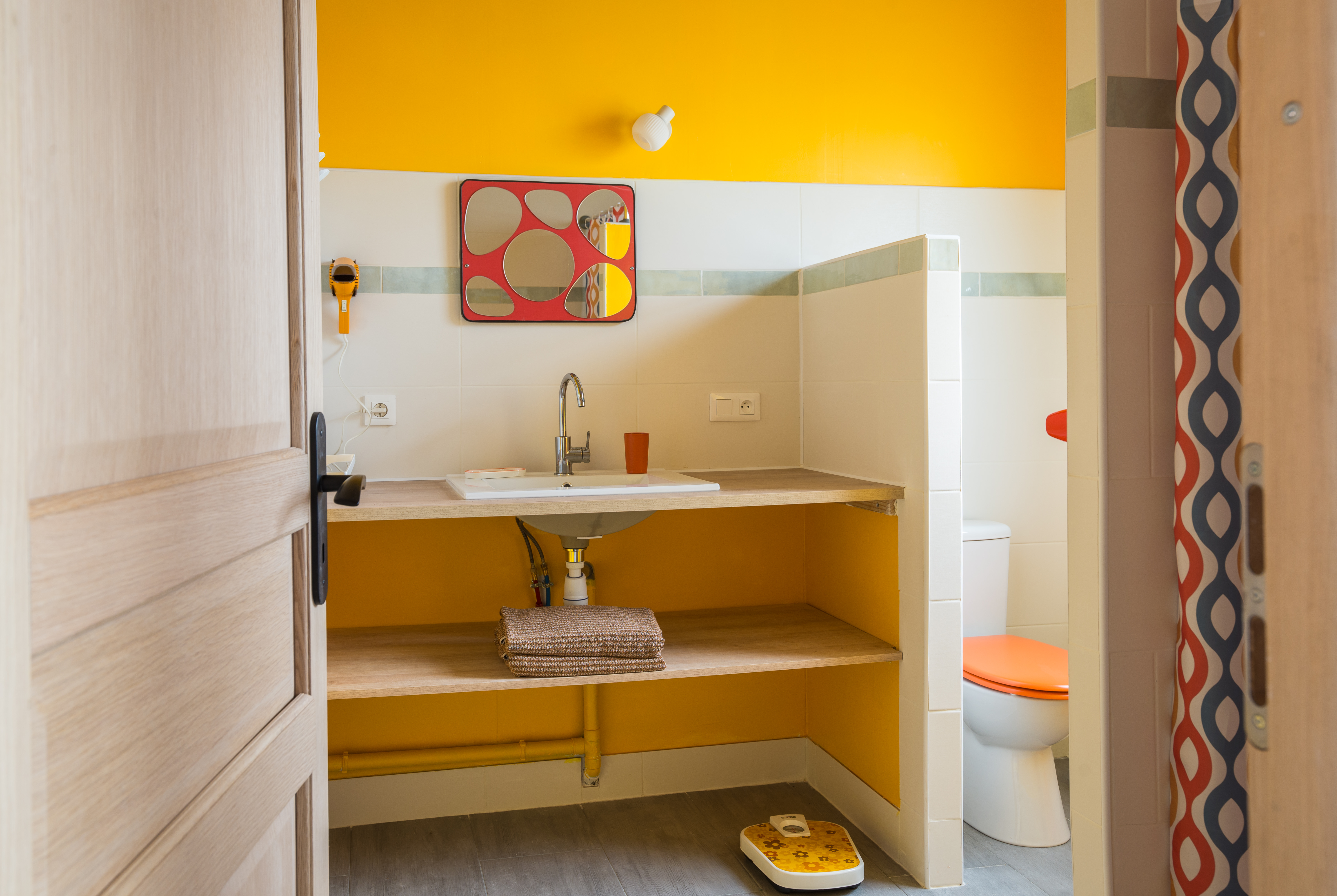 So Vintage — Maison déco seventies avec spa à Maine-et-Loire à Blaison-Saint-Sulpice — cuisine
