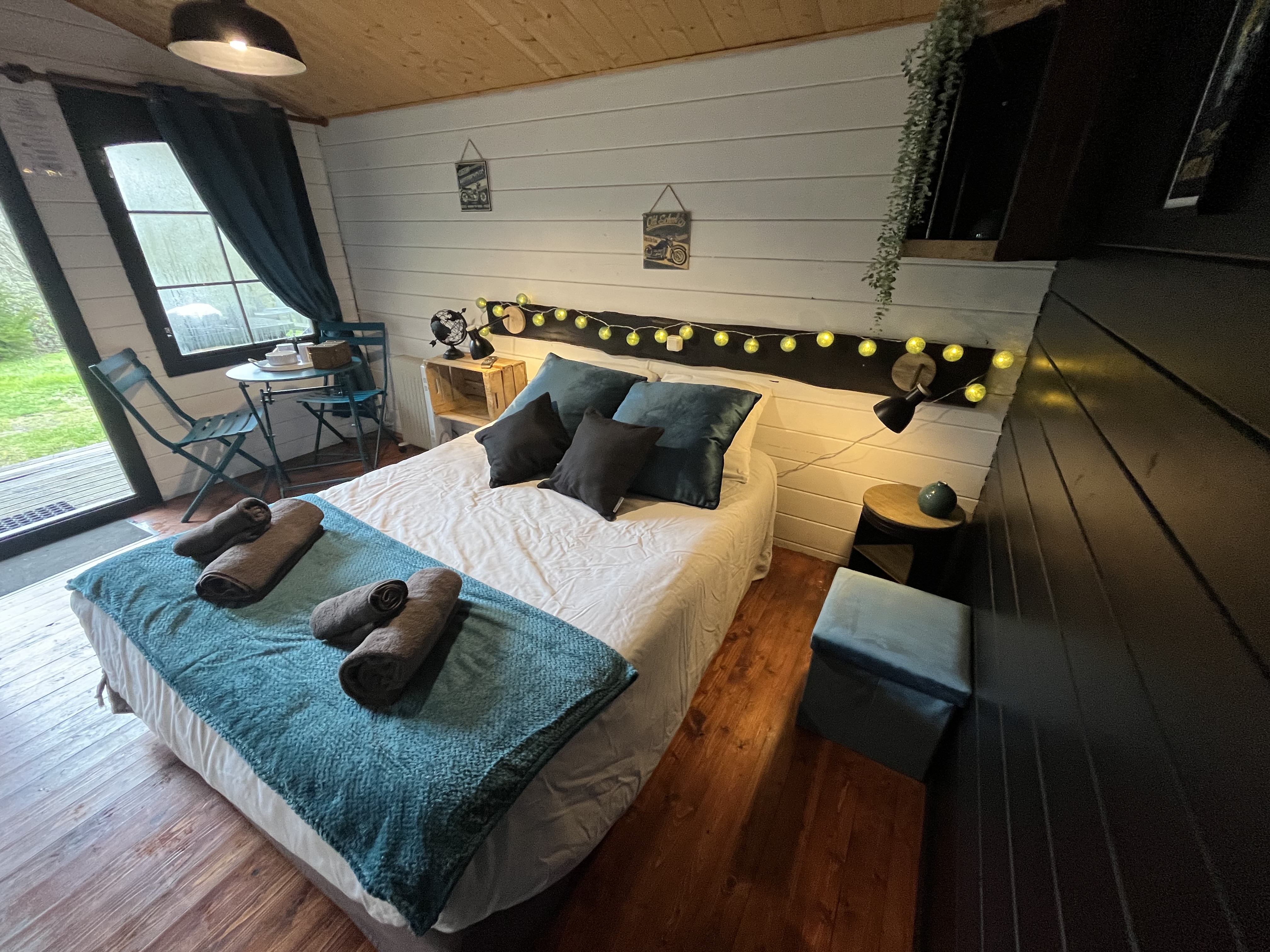 Chalet Guzzi — Séjour cocooning avec spa à Tarn à Albi — espace de vie
