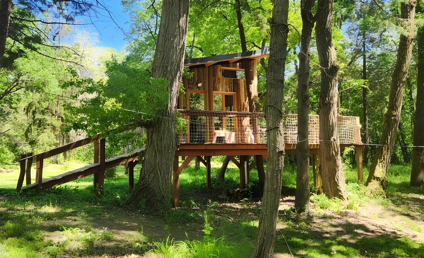 La cabane des bords d'Ariège — Cabane dans les arbres avec vue panoramique à Haute-Garonne