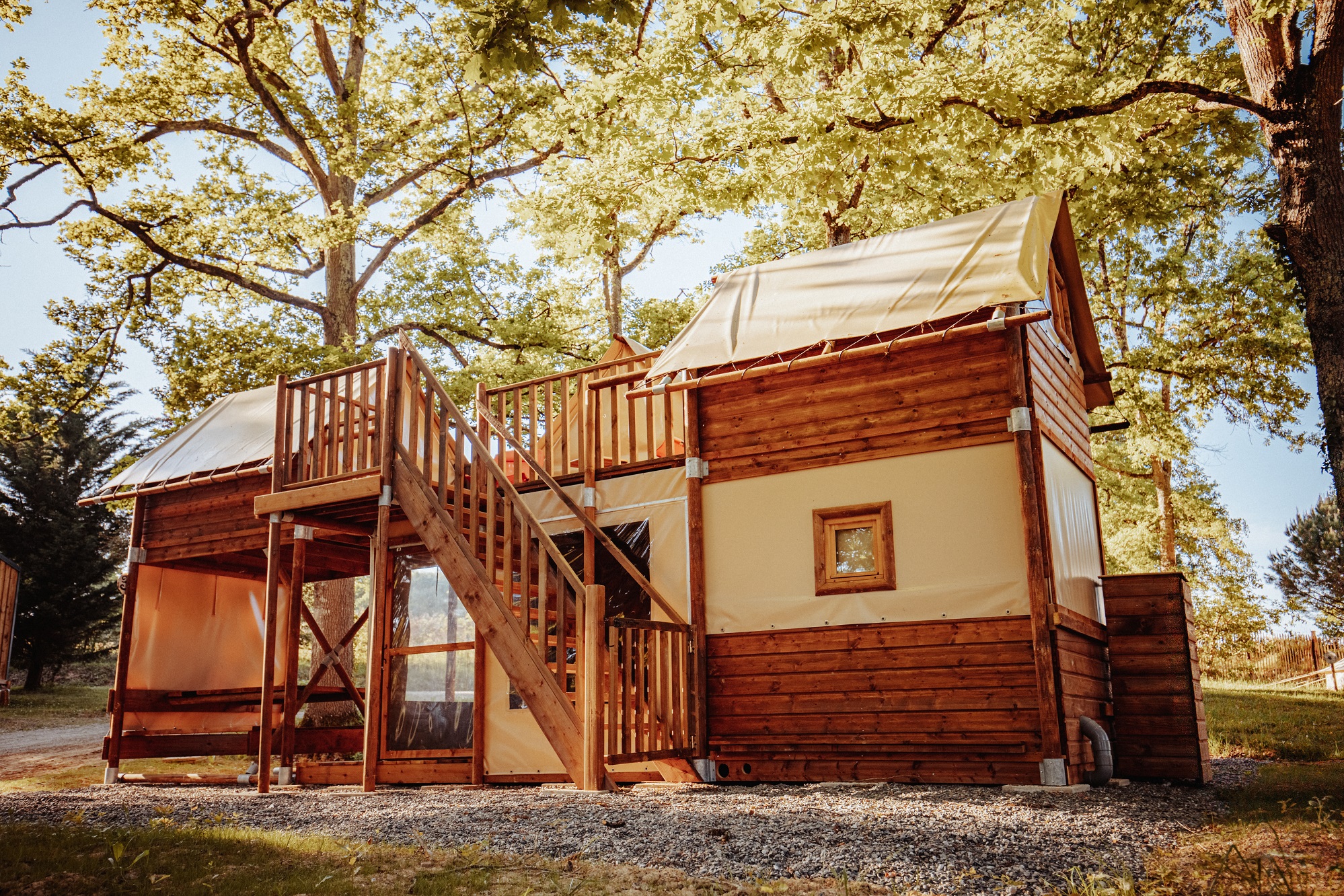 L'Ecolodge Duplex Nature — Cabane sur pilotis avec spa à Gers à Riguepeu — chambre