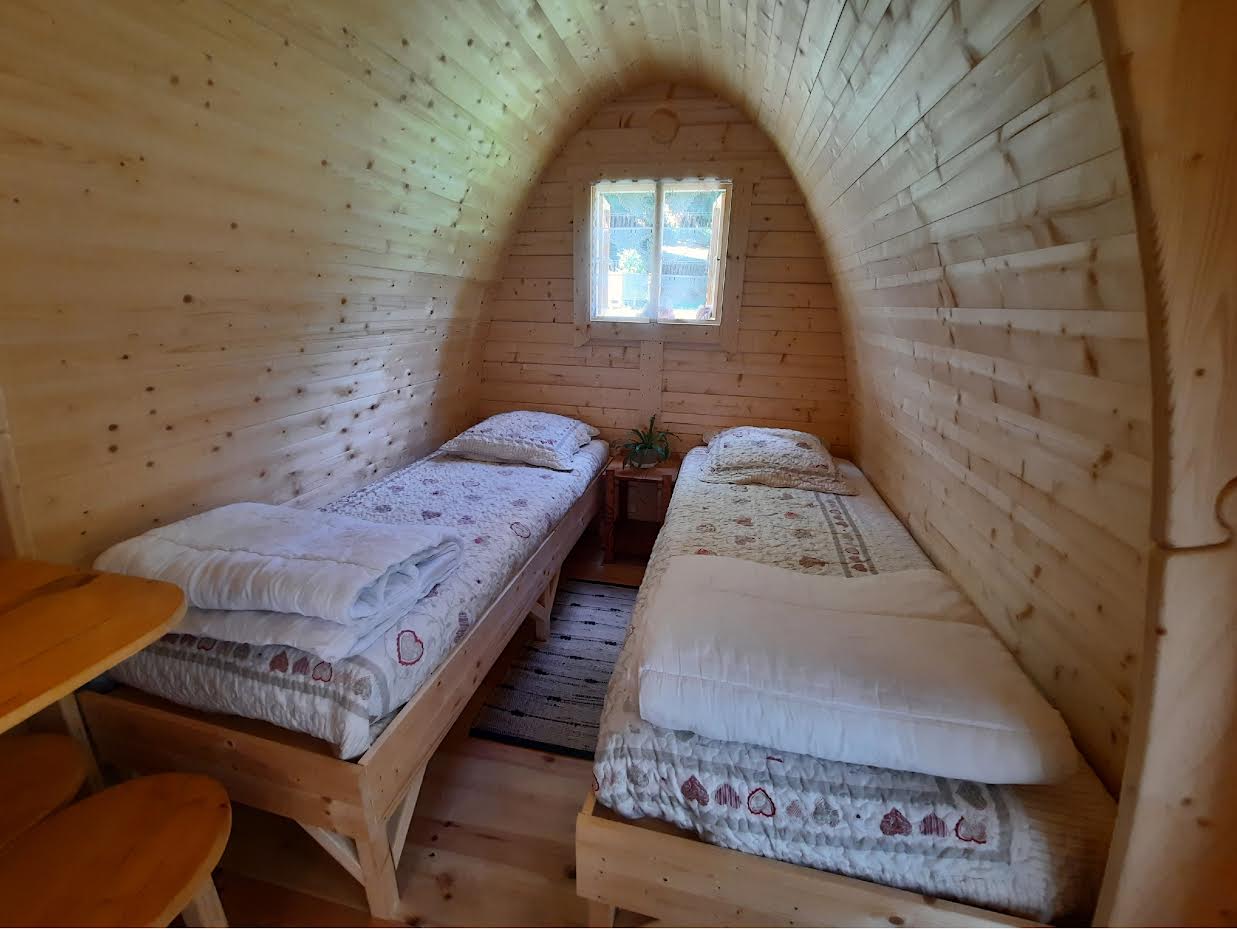Cabane Perce Neige : une expérience unique en pleine nature à Gavarnie-Gèdre — vue intérieure