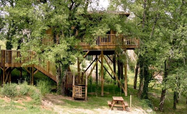 La Luna Vaira — Cabane dans les arbres avec vue panoramique en Dordogne à Coursac — vue intérieure