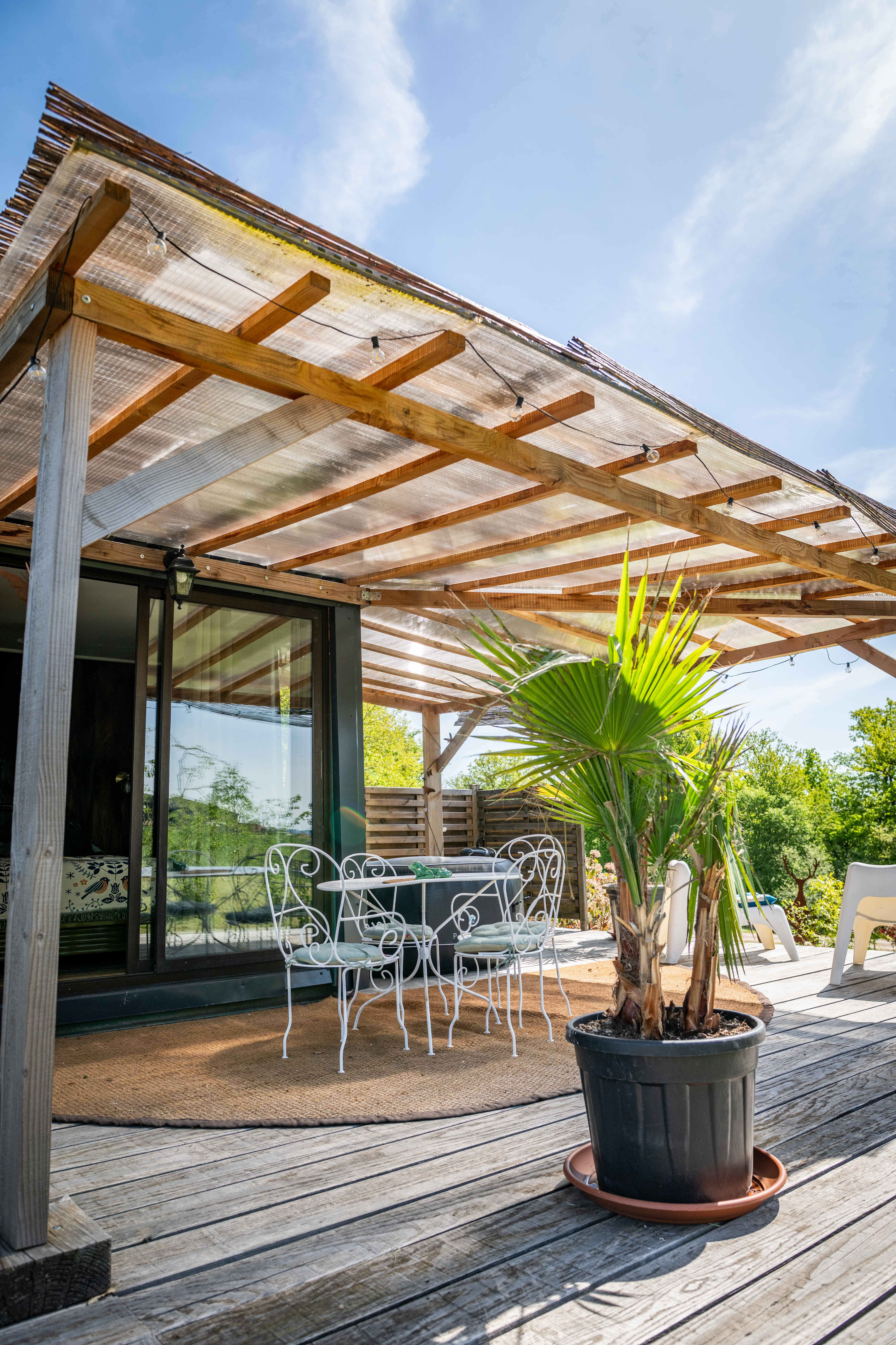 Container Gaïa & Spa : une immersion insolite en Bourgogne à Saint Germain Des Champs — environnement naturel