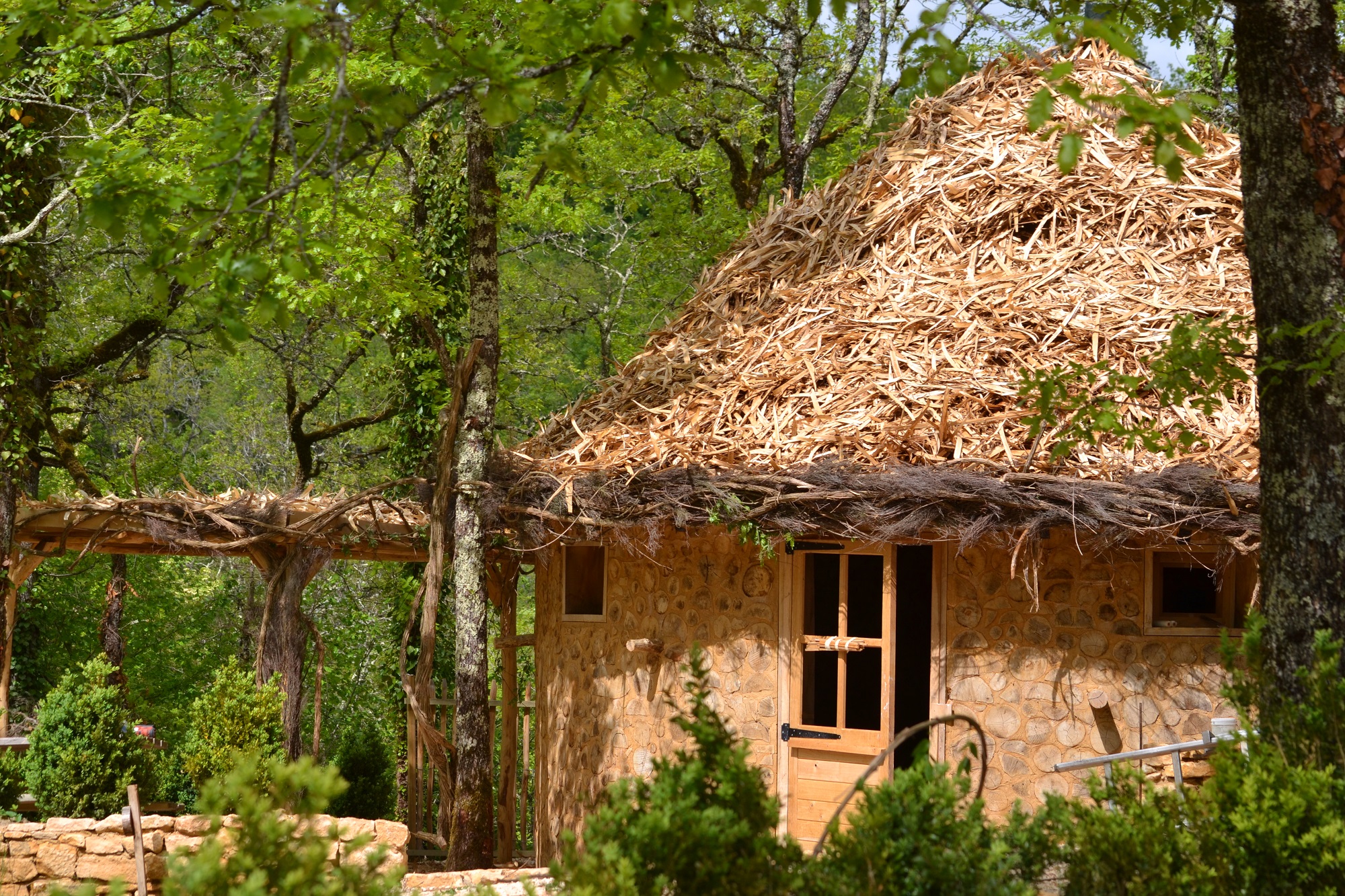 La Bela Sorga — Cabane à 6 mètres de hauteur en Dordogne à Saint Amand De Coly — salle de bain