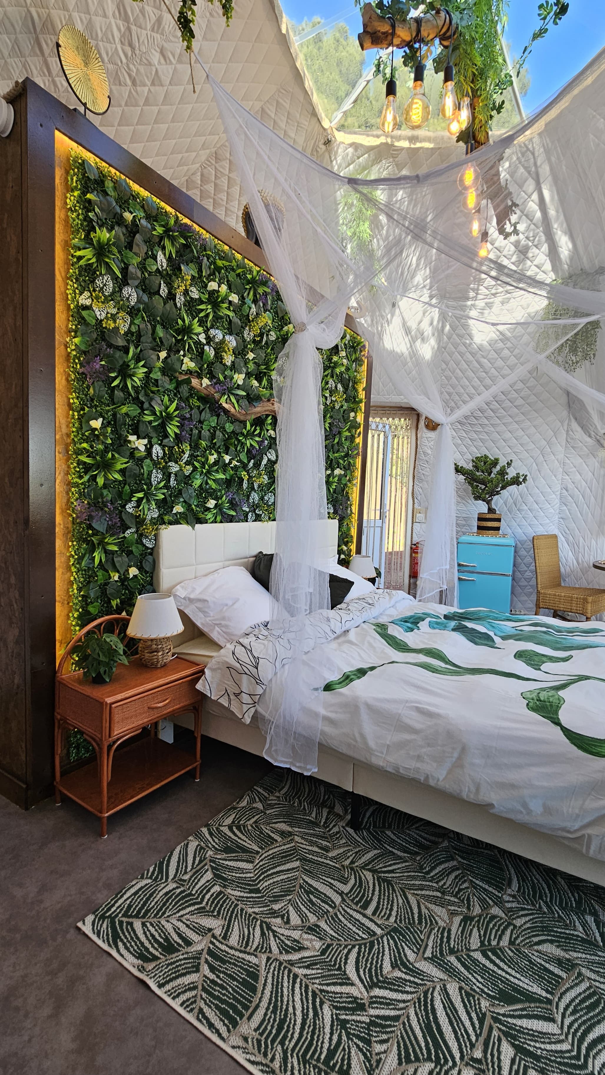 Bali Dôme & Spa — Nuit insolite avec spa à Var à La Valette-du-Var — vue intérieure
