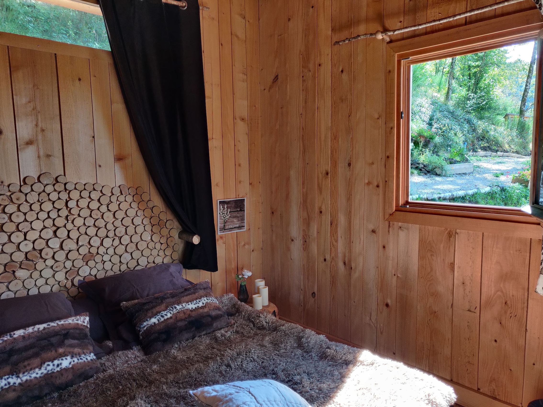Cabane Chataignier — Cabane sur pilotis avec spa à Puy-de-Dôme à Orcines — cuisine