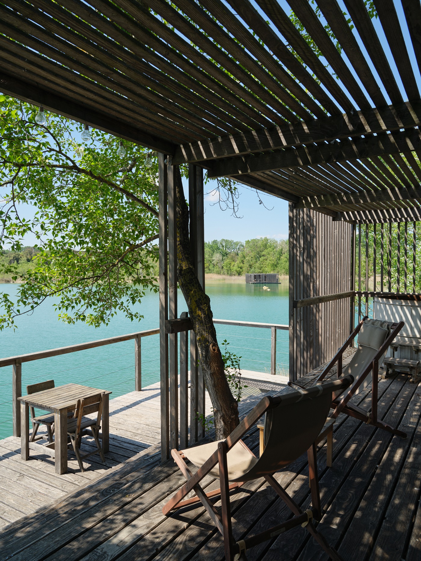 Cabane Spa Idylle : une évasion sur pilotis en Provence à Sorgues — environnement naturel