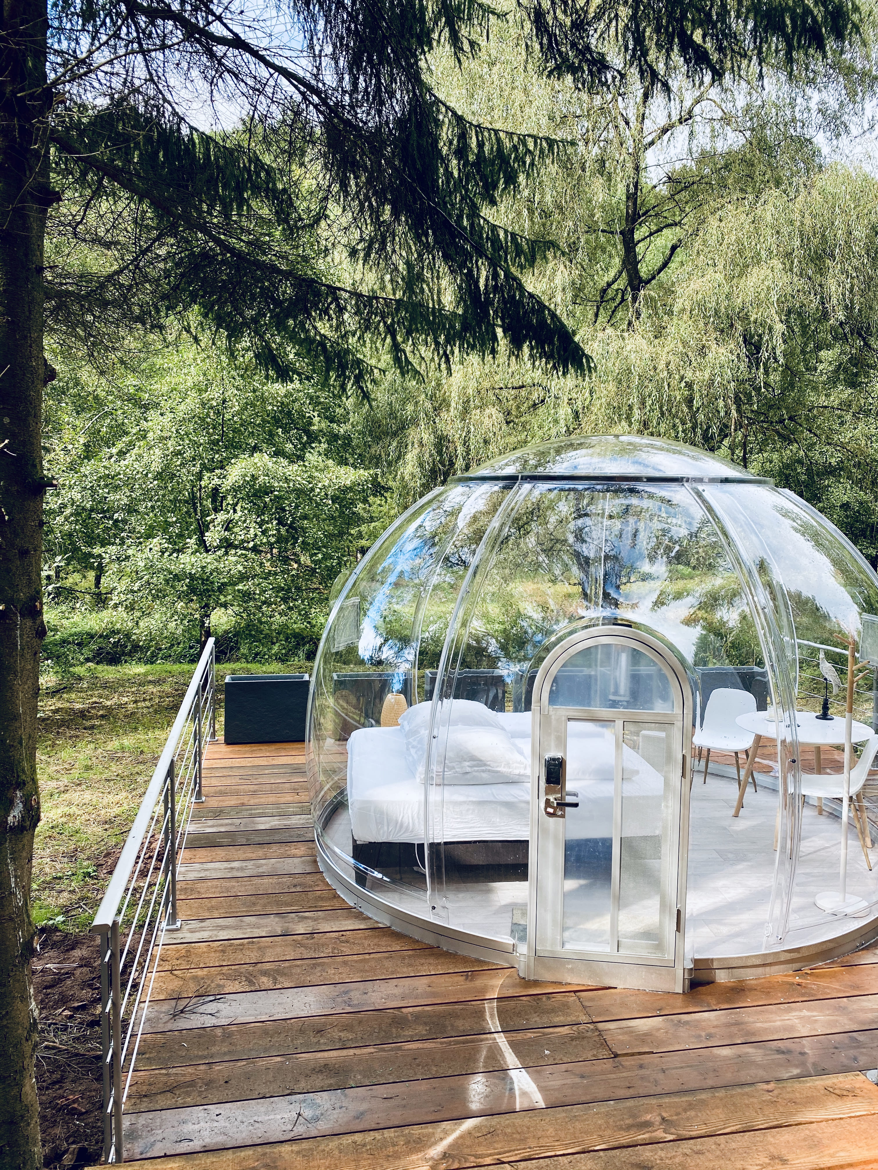 Le Dôme — Séjour immersif avec spa à La Grange d'Hélène en Moselle à Metz — espace de vie