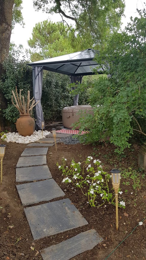 Tente Sibley le Rêve & Spa : une expérience unique en Aquitaine à Berson — chambre