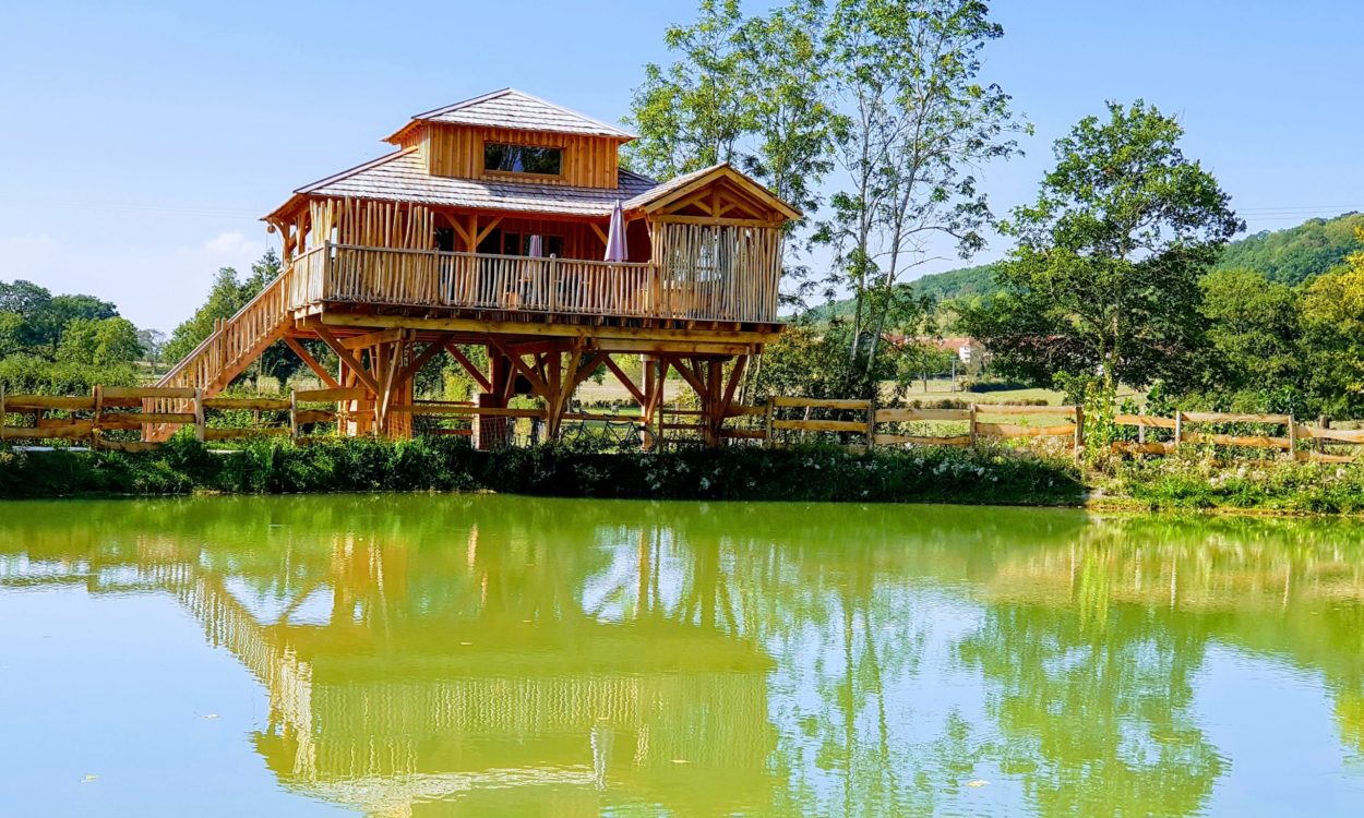 La Cabane Spa Rose des Vents : une évasion en Bourgogne à Chassey — vue intérieure