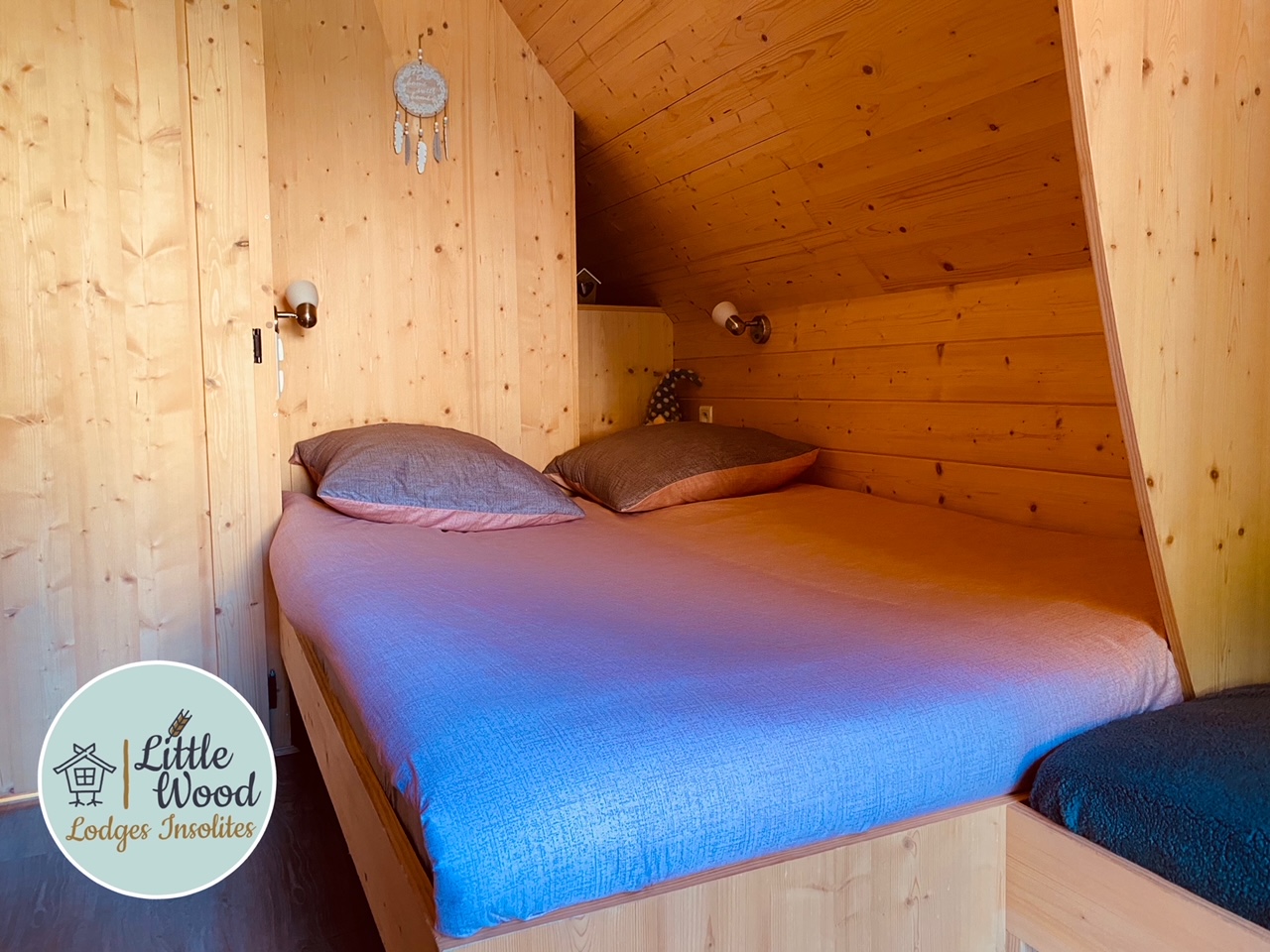 Chalet Cocoon : une évasion romantique en Champagne-Ardenne à Bailly-Aux-Forges — vue depuis la terrasse