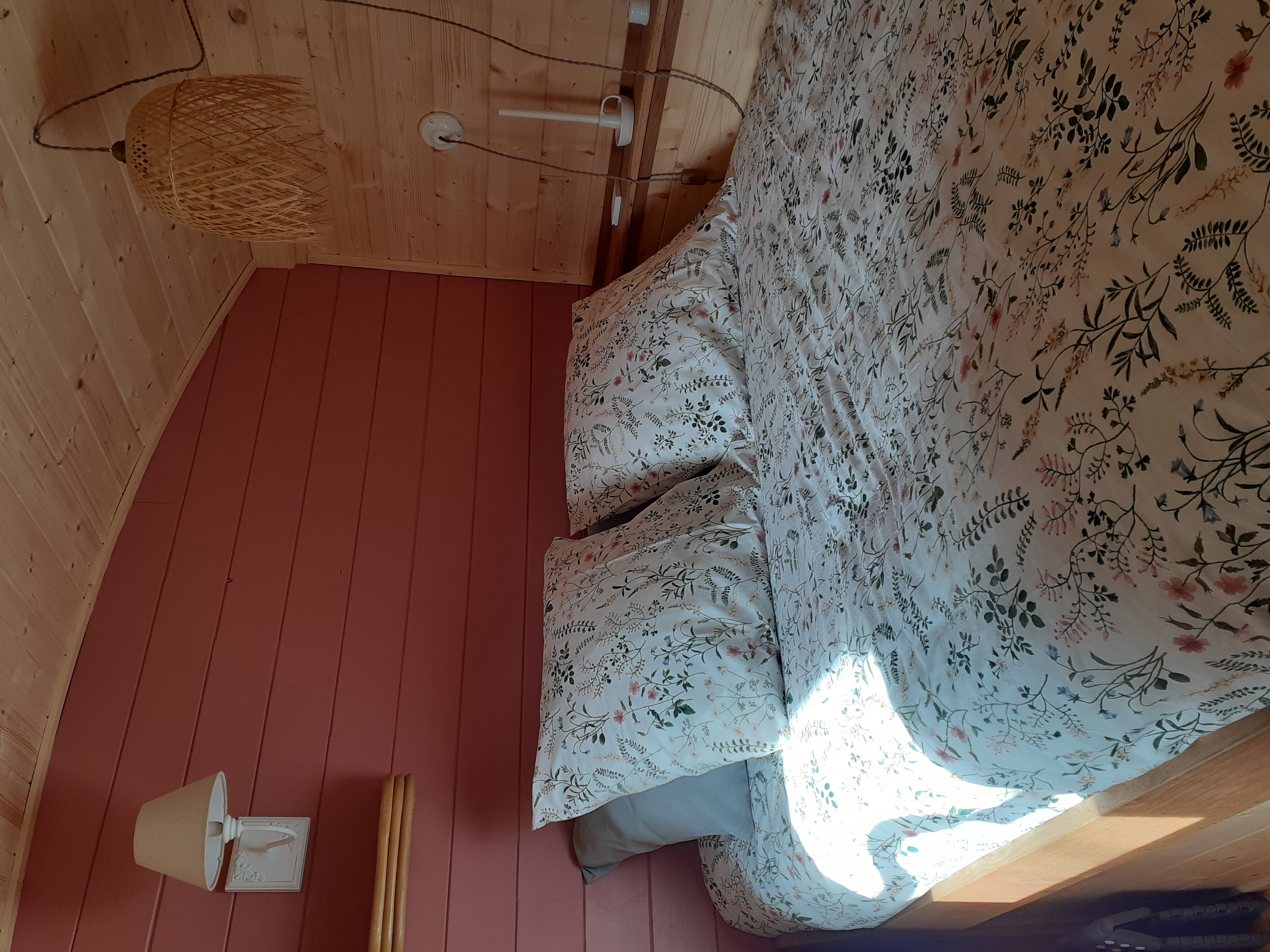 Photo 9/9 — Roulotte « La roulotte qui chuchote : un voyage sensoriel en Midi-Pyrénées » à Neuilh etc...