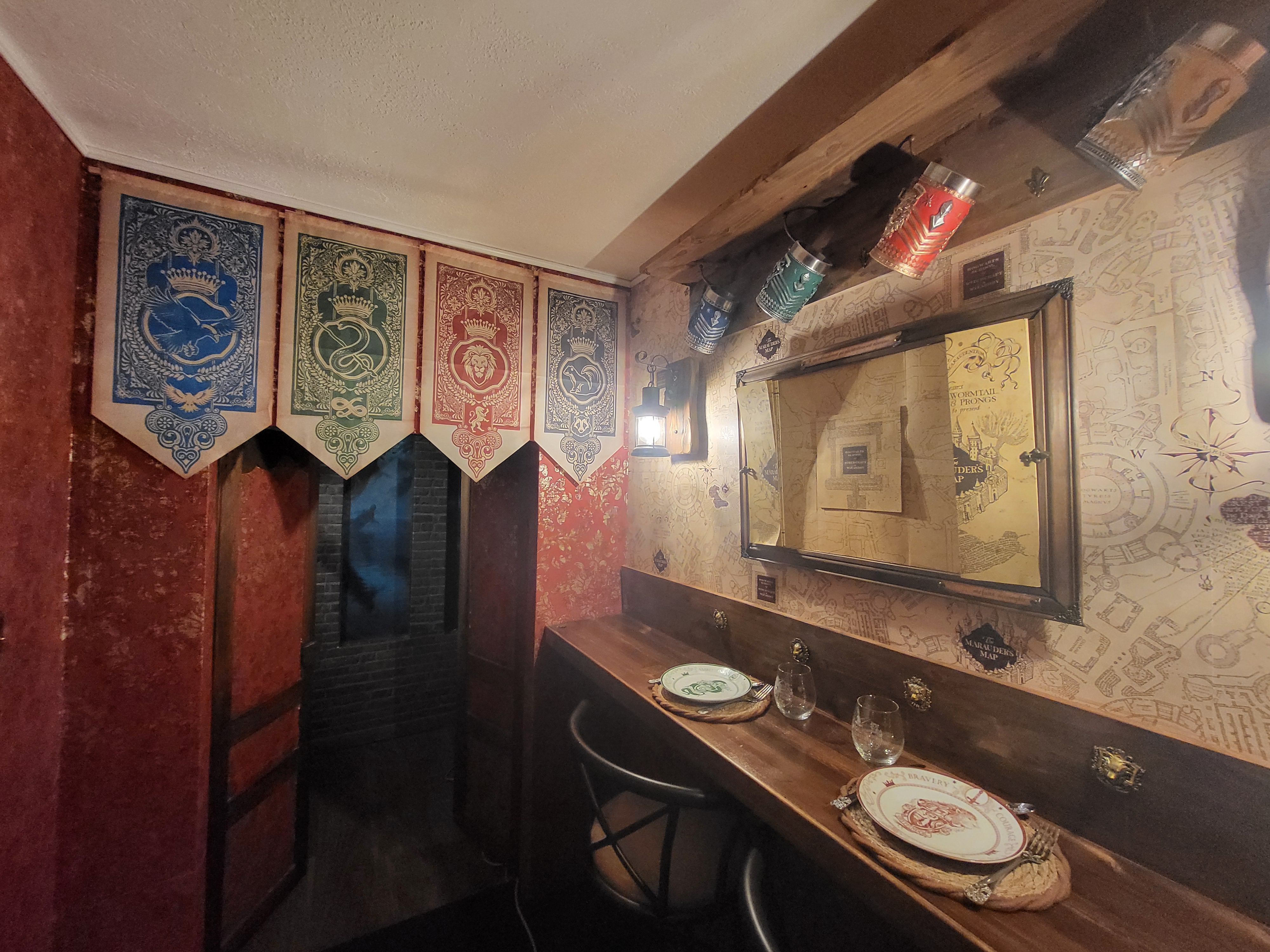 Galerie des sorts perdus — Chambre à thème immersive en Calvados à Valambray — espace de vie