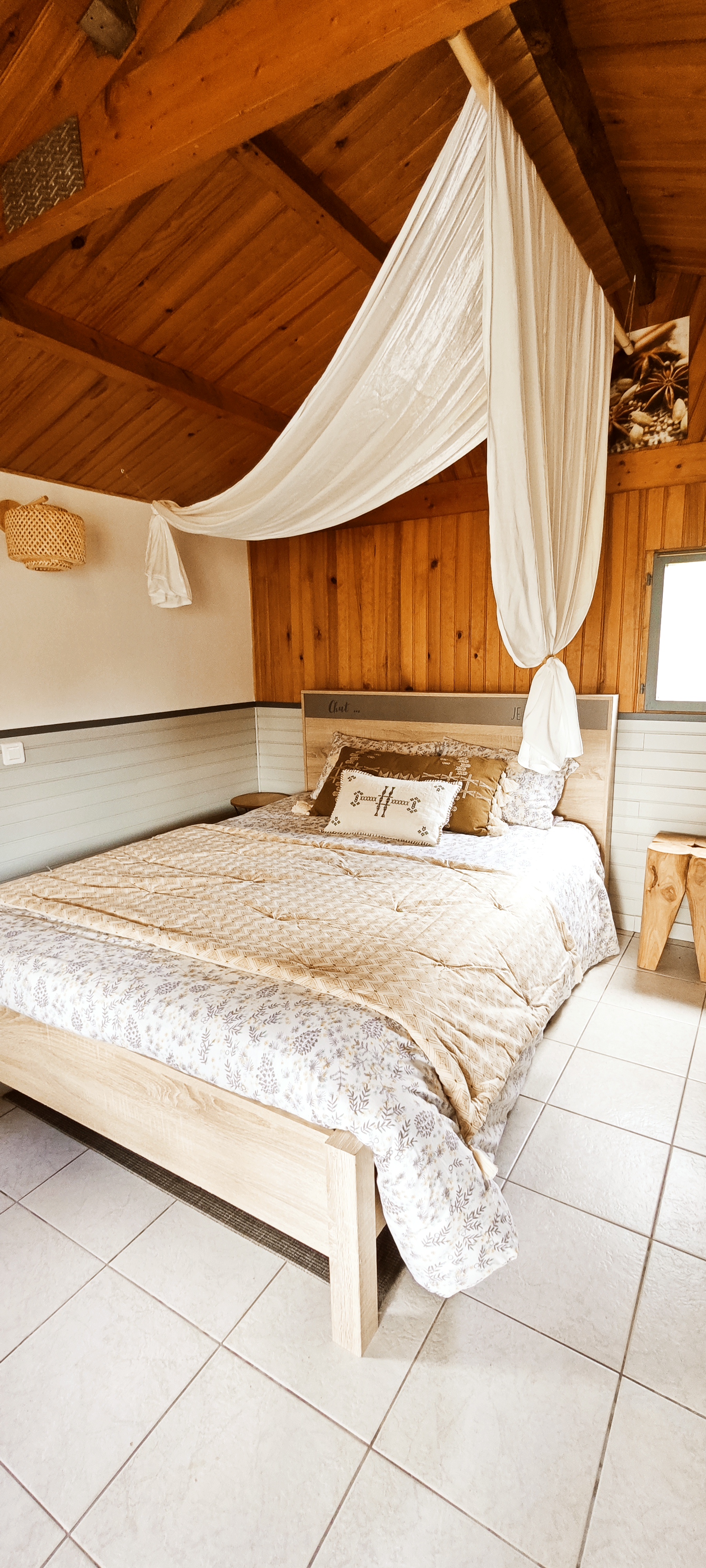 Chalet cosy avec spa privatif : une évasion en Pays de la Loire — Chalet à Aizenay