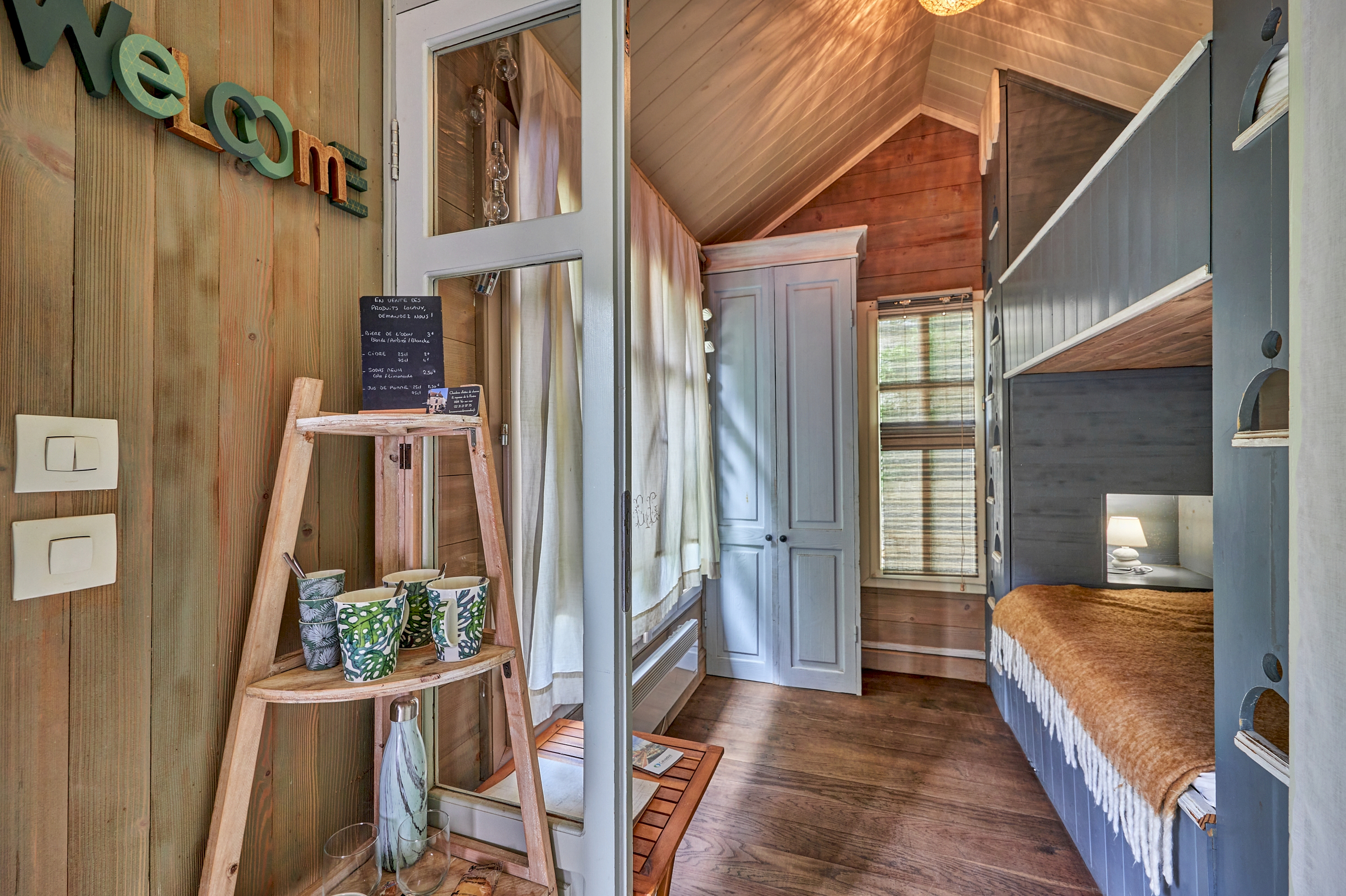 La Cabane du Mas Normand : une évasion en pleine nature à Ver-Sur-Mer — salle de bain