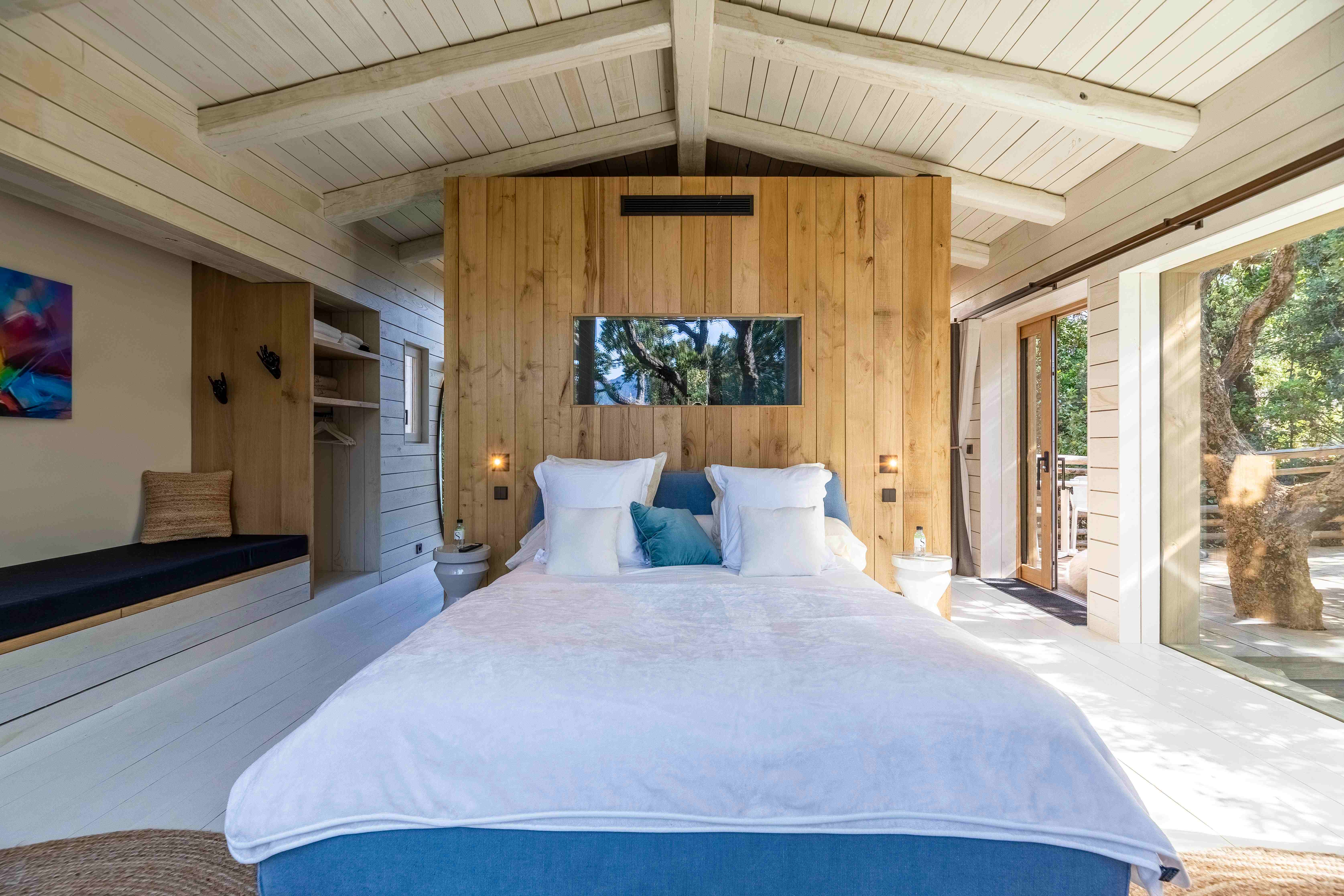 Hydra — Cabane avec spa à Casanghjulina en Corse à Porto-Vecchio — chambre