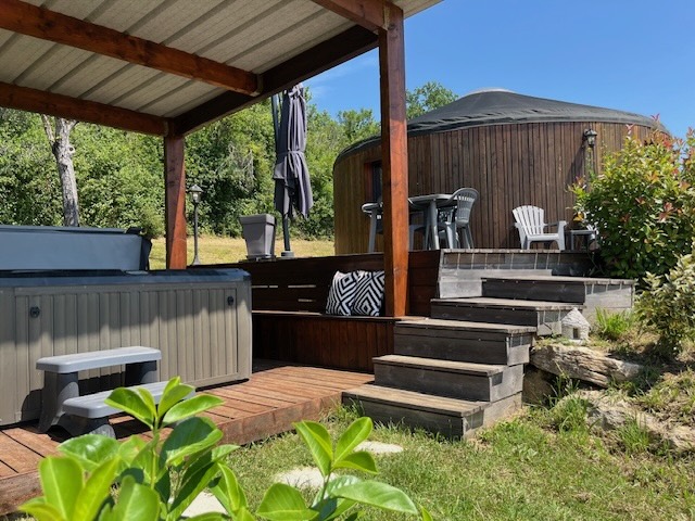 Cabane Insolite avec Spa — Évasion à Sarlat en Dordogne à Sarlat-la-Canéda — chambre