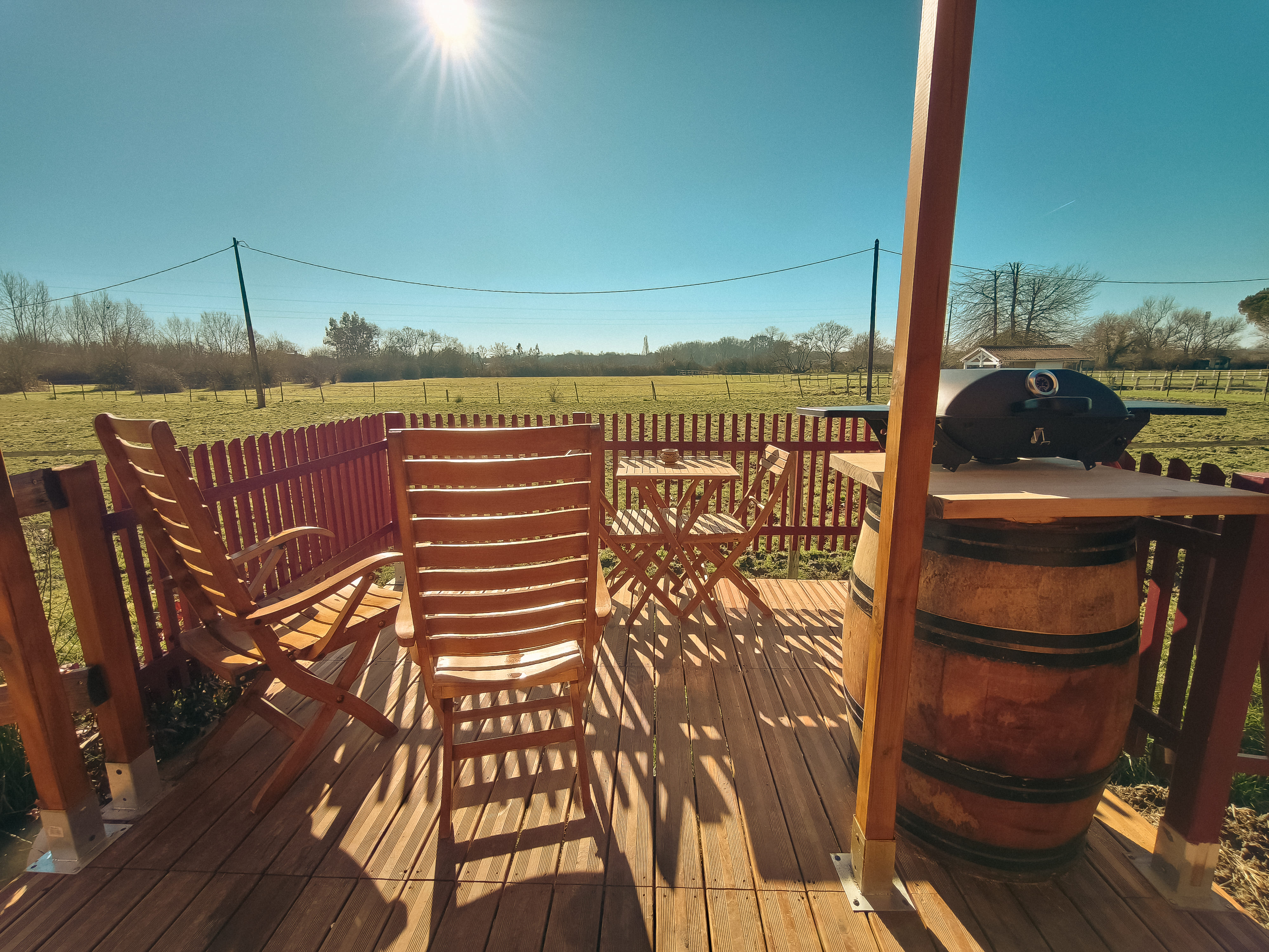 La Tiny Girondine — Tiny House avec spa à Gironde à Bordeaux — espace de vie