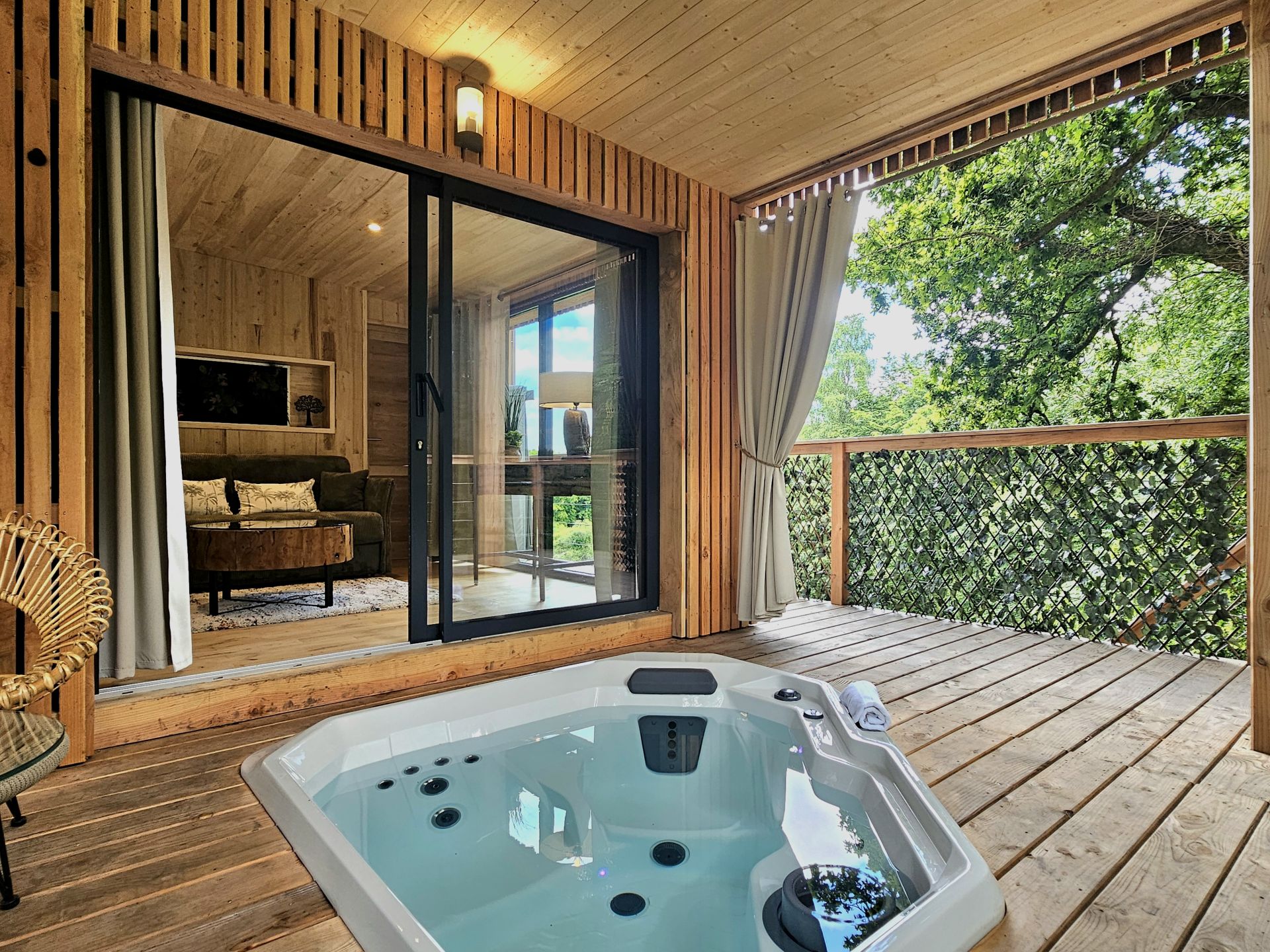 Le Scandilodge Dôme & Spa 2 — Cabane sur pilotis avec spa à Morbihan à Quistinic — cuisine
