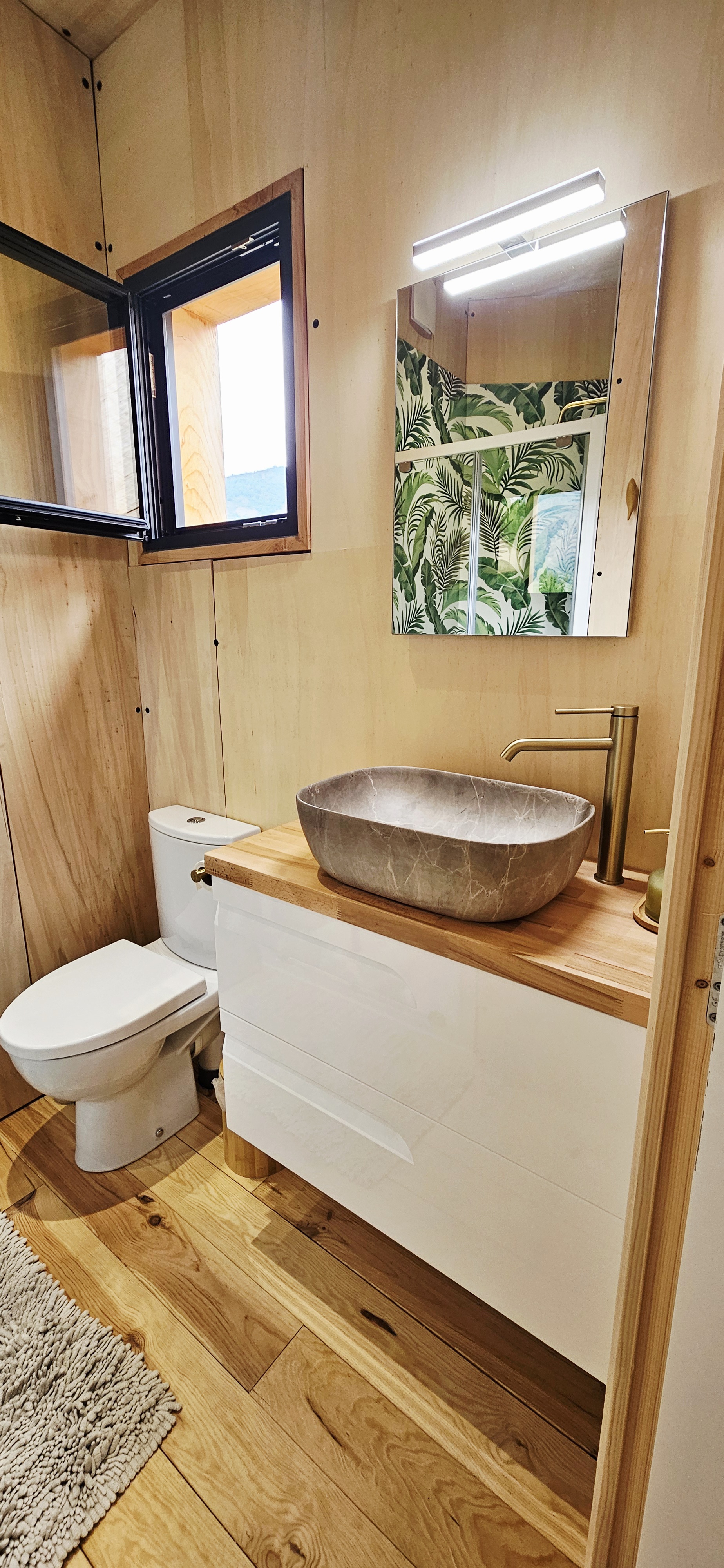 La Cabane du Nid du Pic — Séjour avec spa à 2 en Ariège à Vernajoul — environnement naturel