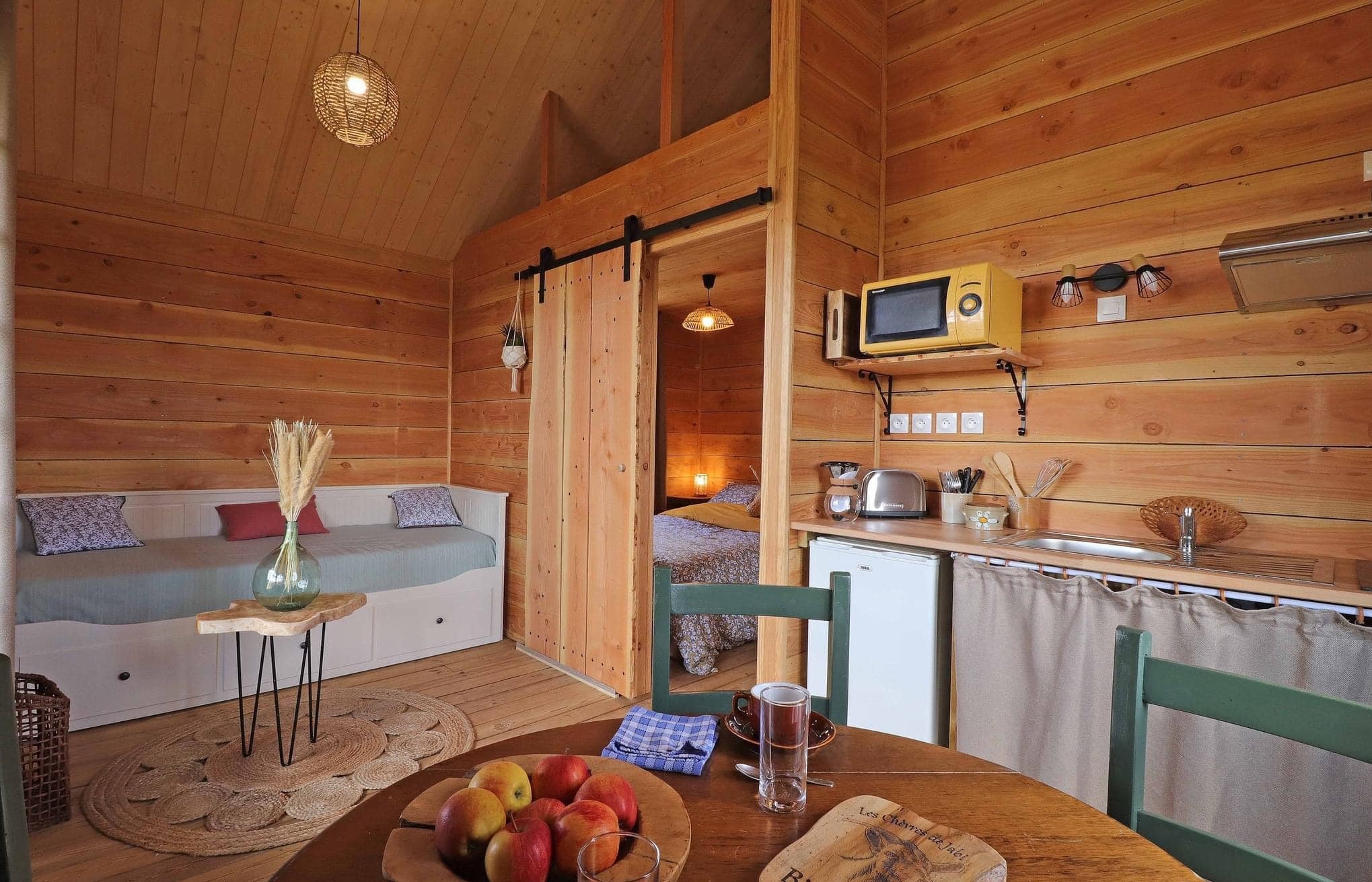 La Cabane de Jabi — Cabane sur pilotis avec spa à Orne
