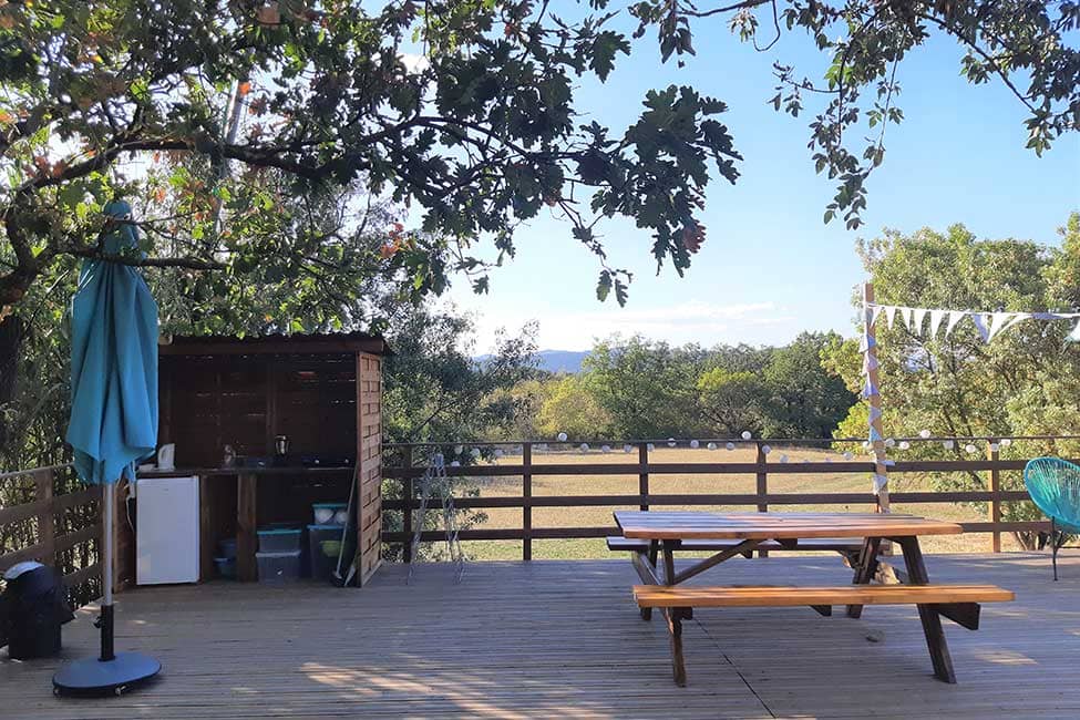 Tipi en Cévennes — Glamping avec spa au Camping du Mas Cauvy à Peyrolles-en-Cévennes — chambre