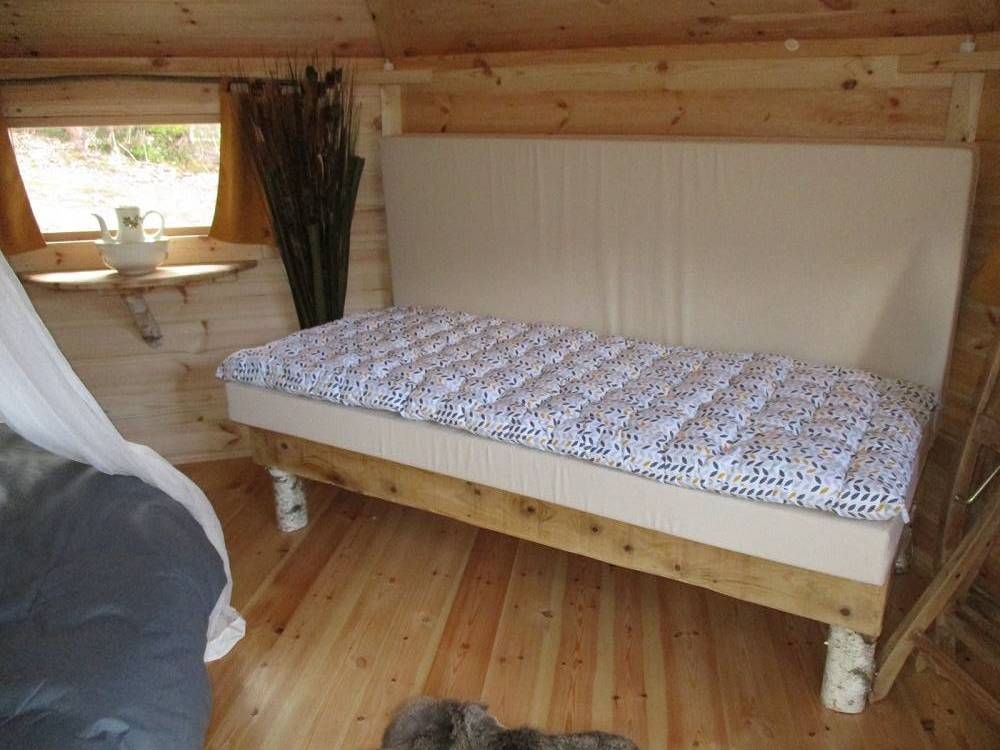 Cabane perchée l'Hirondelle : une escapade insolite en Aveyron à Conques-En-Rouergue — vue depuis la terrasse