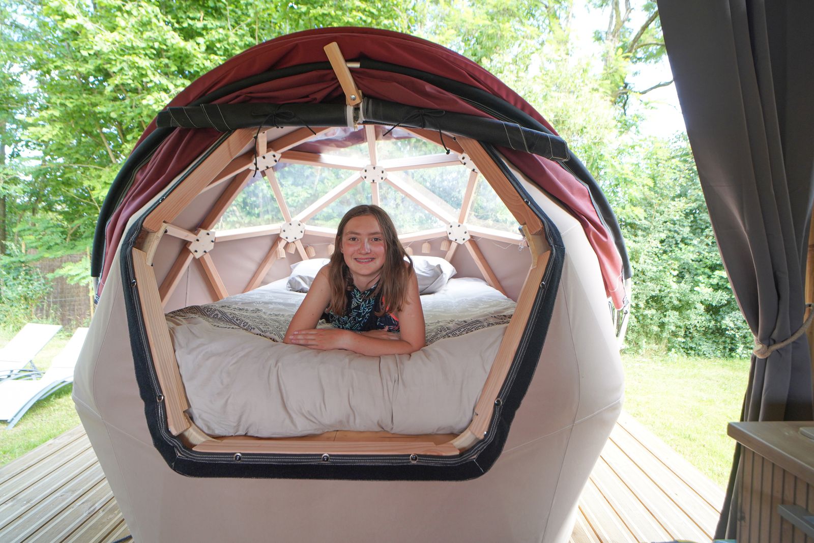 Le dodôme sous son gazebo & Spa — Dôme avec spa privatif à Yonne à L'Yonne — environnement naturel