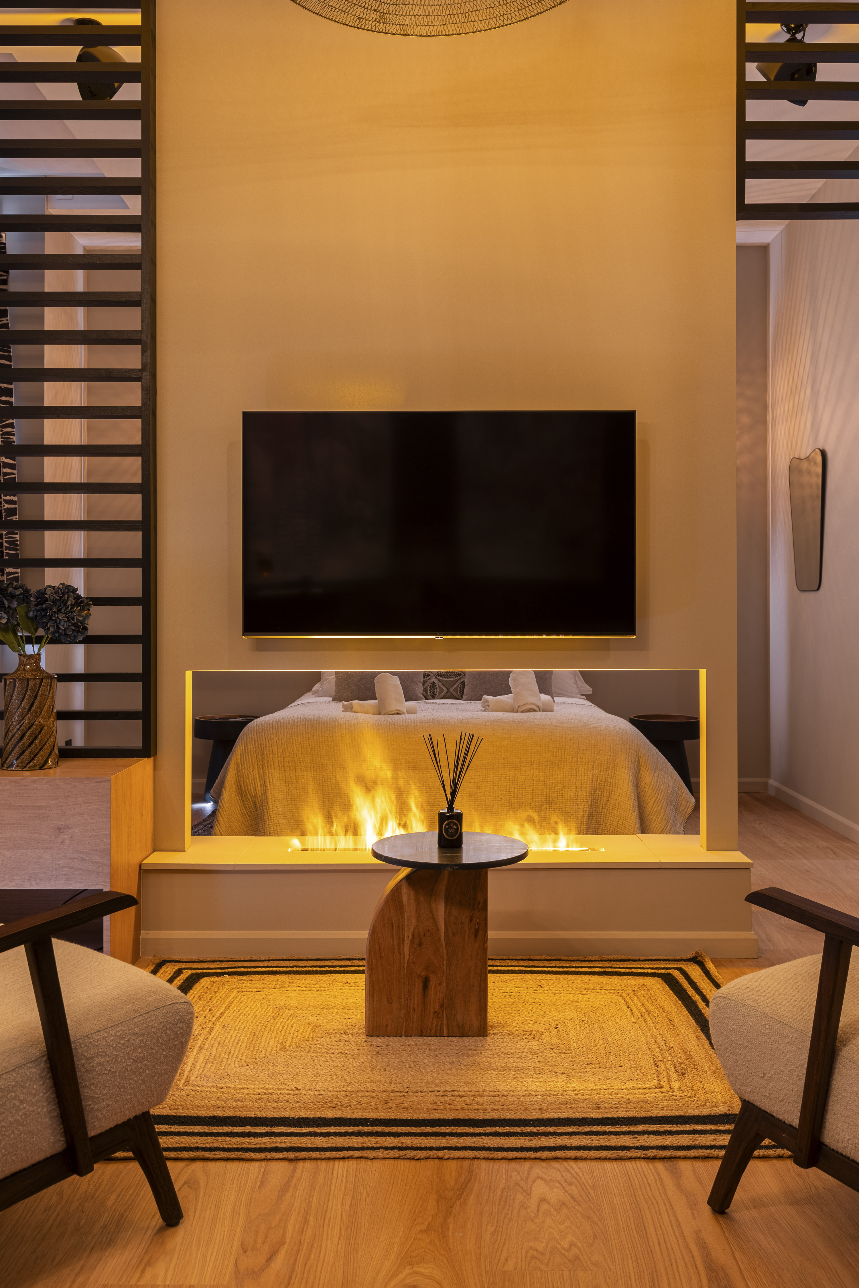 Une expérience immersive dans une suite de luxe avec spa et cinéma à Lyon — cuisine