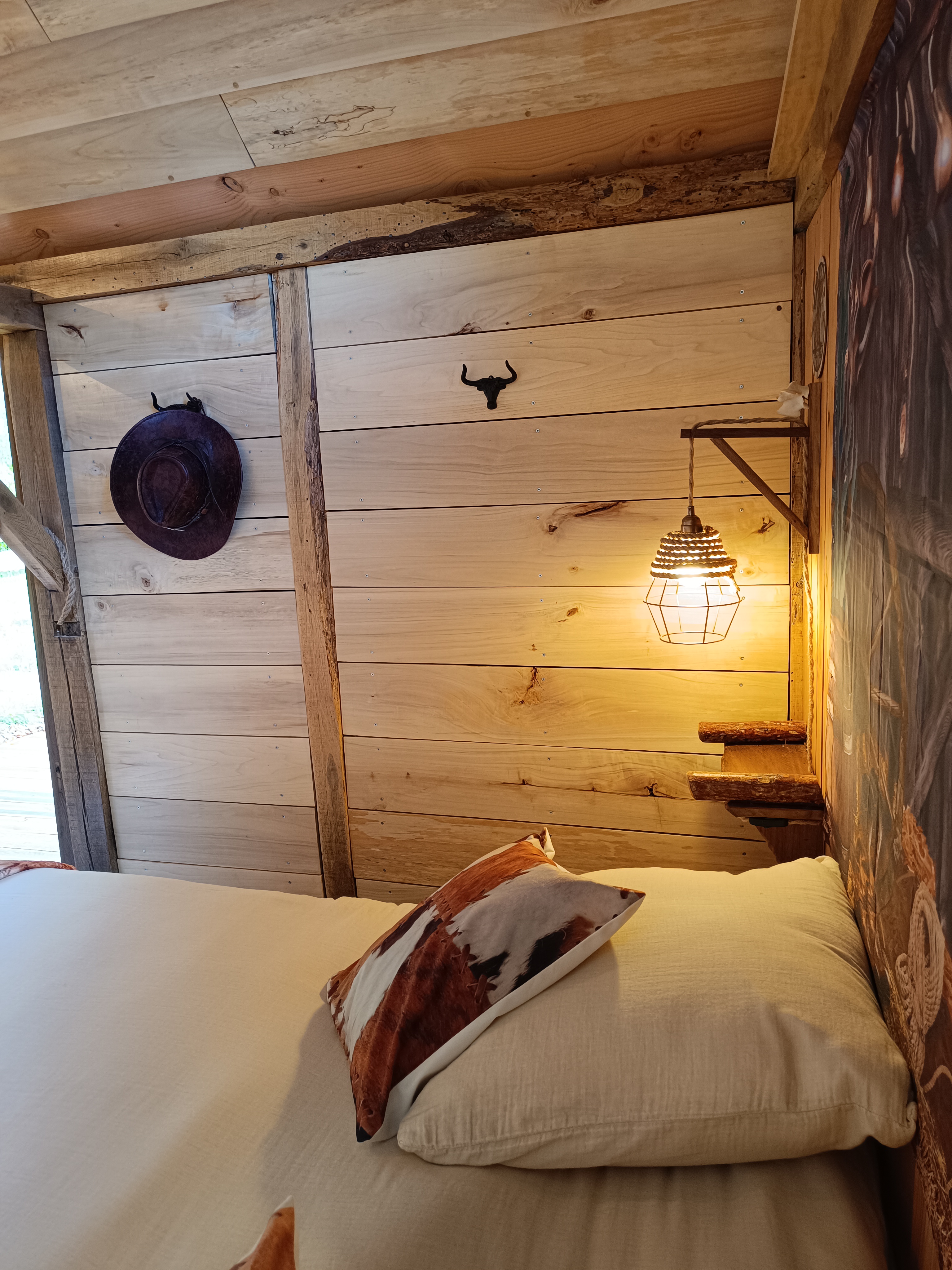 P'tit RANCH — Cabane avec piscine à Allier à Vichy — chambre