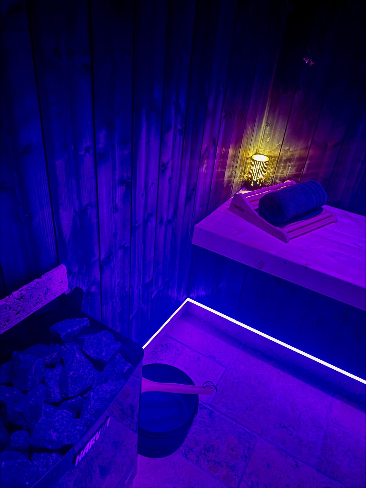 Suite 785 Chambre Romantique — Spa privatif à Tarn-et-Garonne à Montauban — environnement naturel
