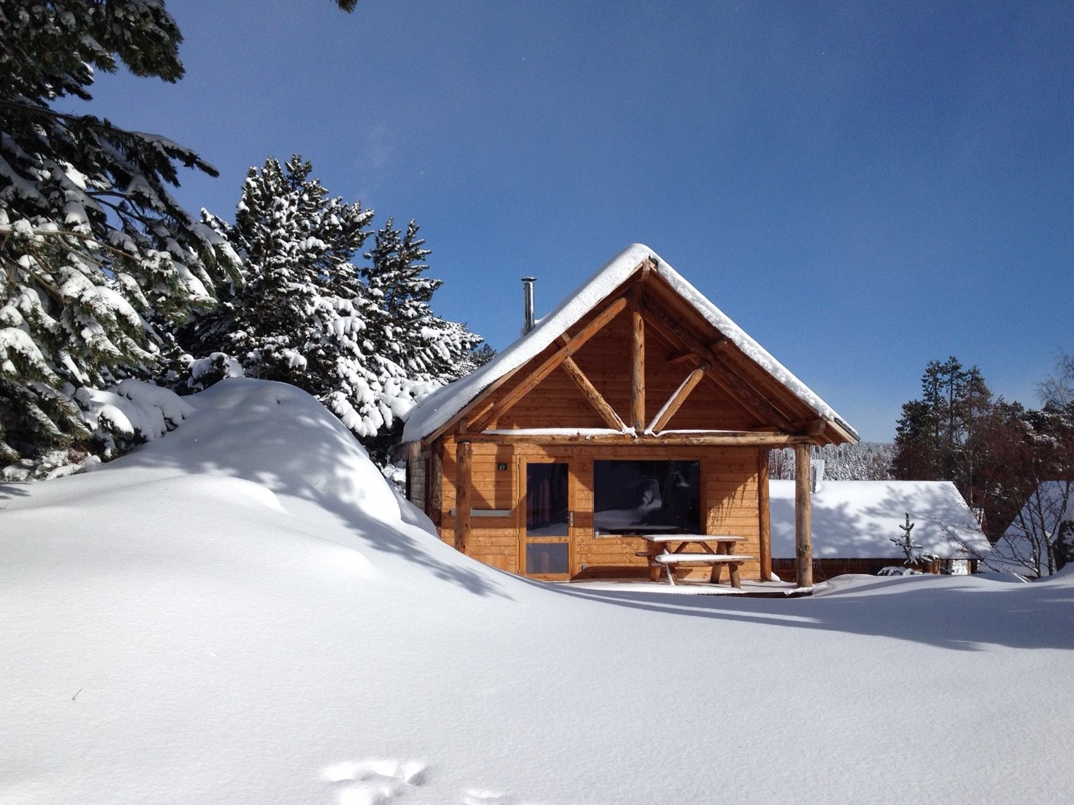 Cabane Font Romeu : une immersion au cœur des Pyrénées — Cabane à Font-Romeu Odeillo