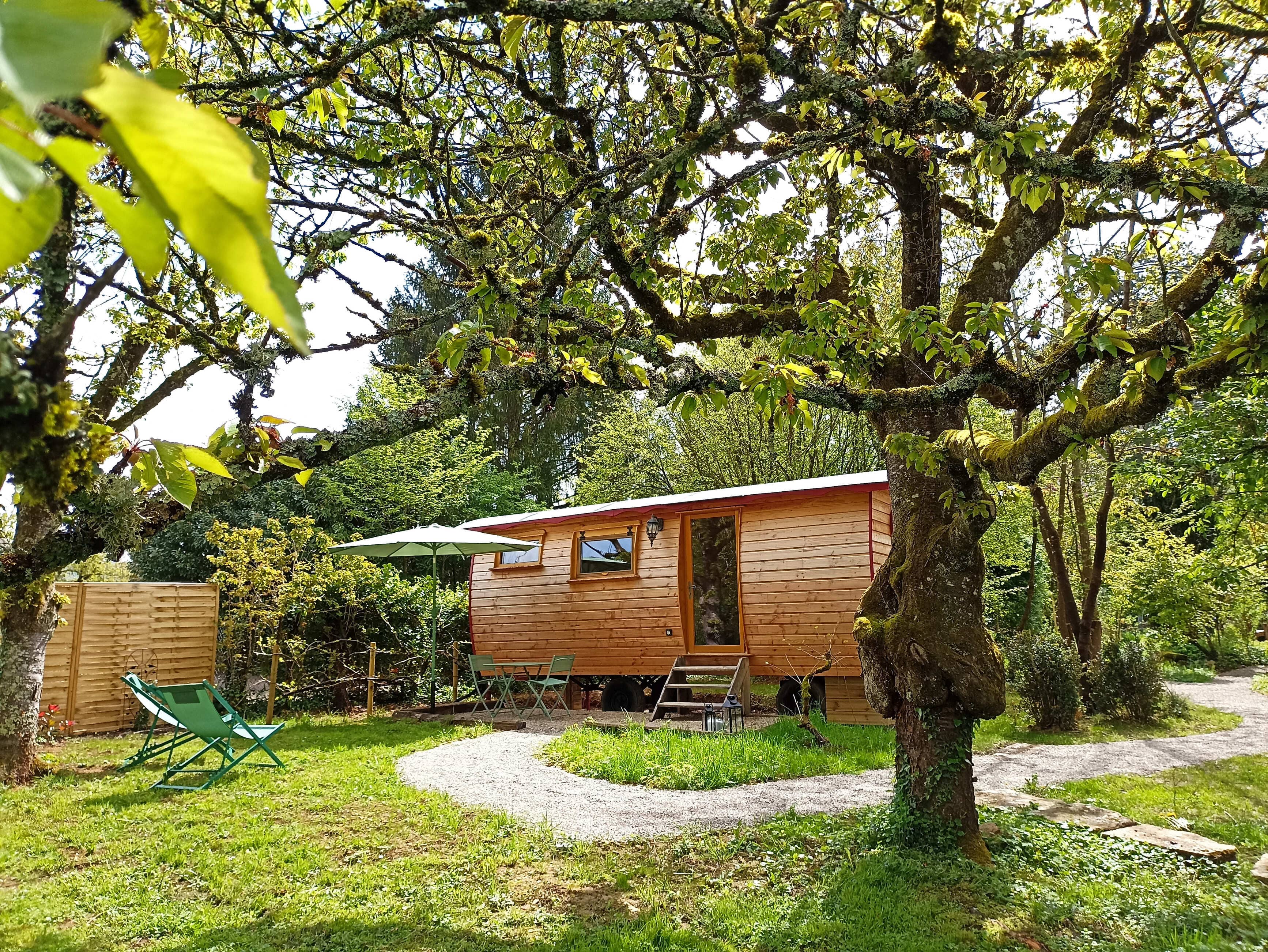 Évasion en roulotte au cœur de la Franche-Comté à Le Louverot — espace de vie