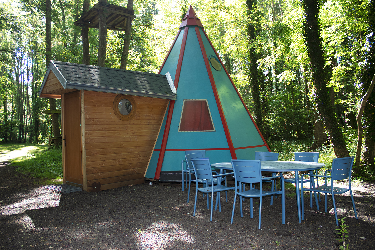 Tipi de l'Ours — Séjour insolite avec spa à Seine-et-Marne