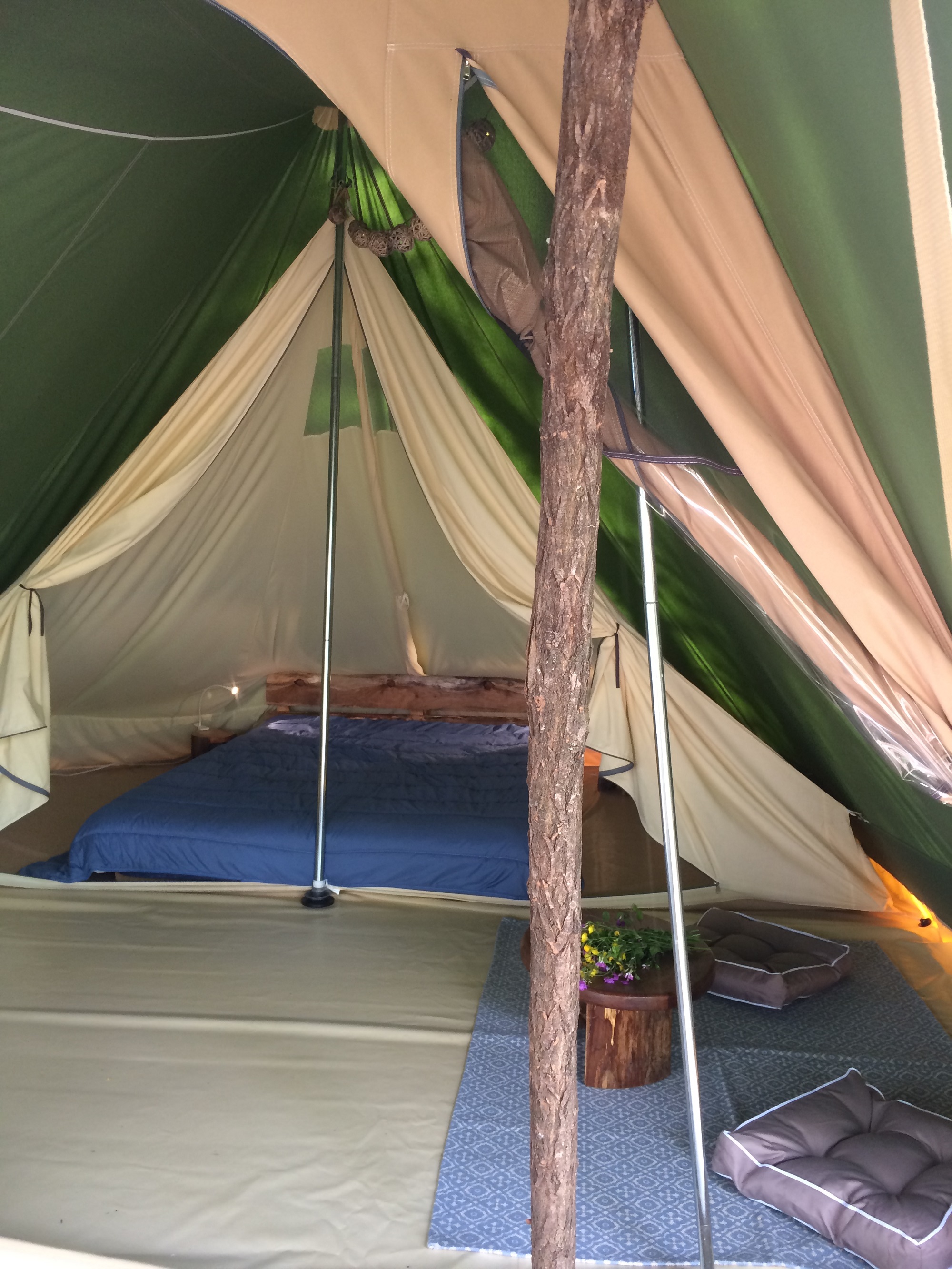 Tente Castor — Camping cocooning avec spa en Ardèche à Le Teil — cuisine