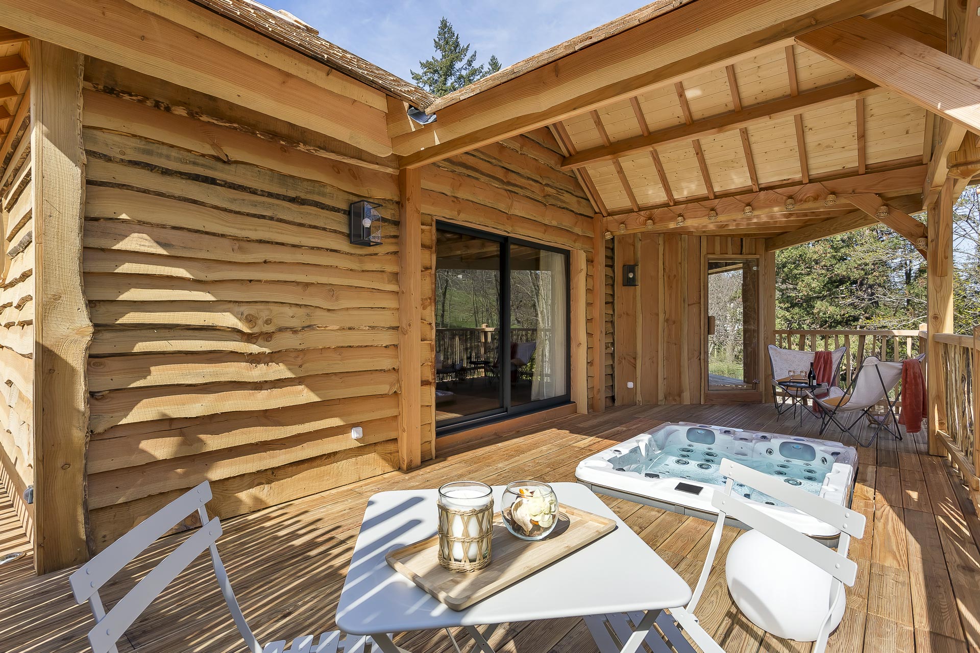 Cabane Verveine & SPA : une expérience suspendue en Rhône-Alpes
