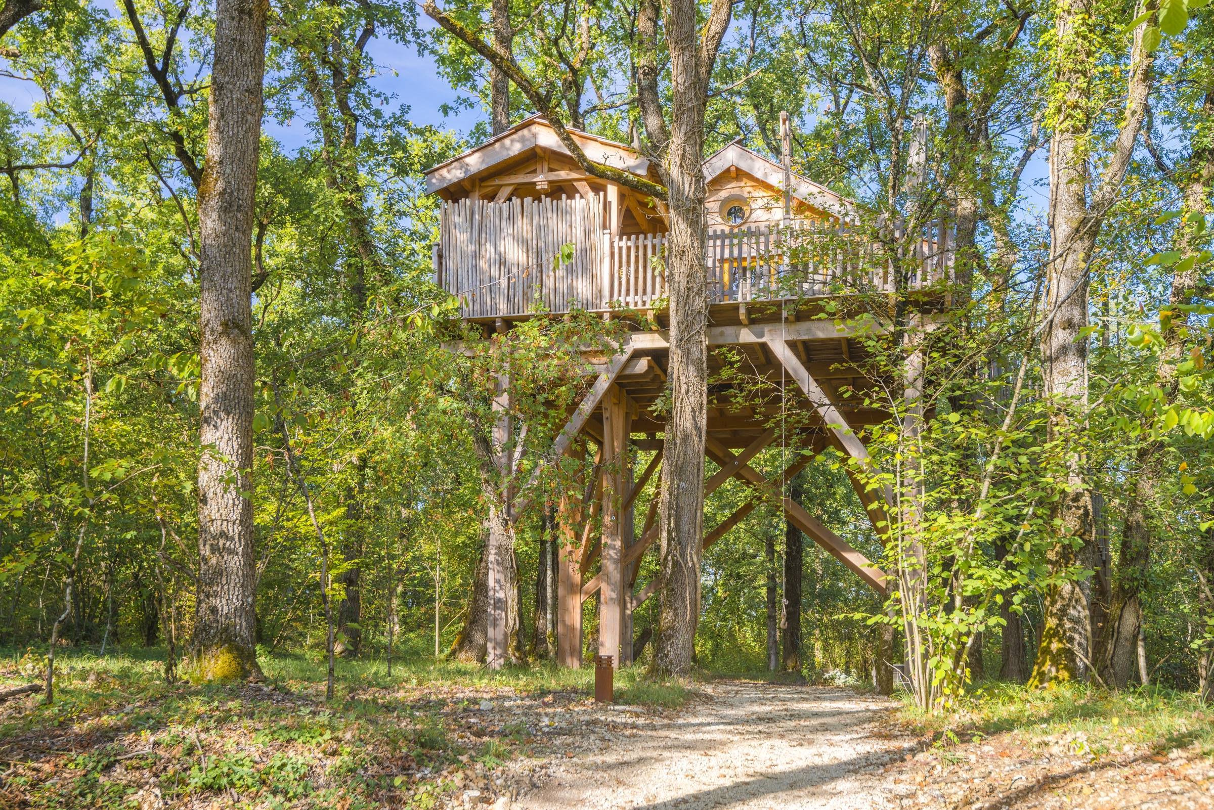 Cabane Spa Out of Africa : une expérience immersive dans les arbres — Cabane à Clairac