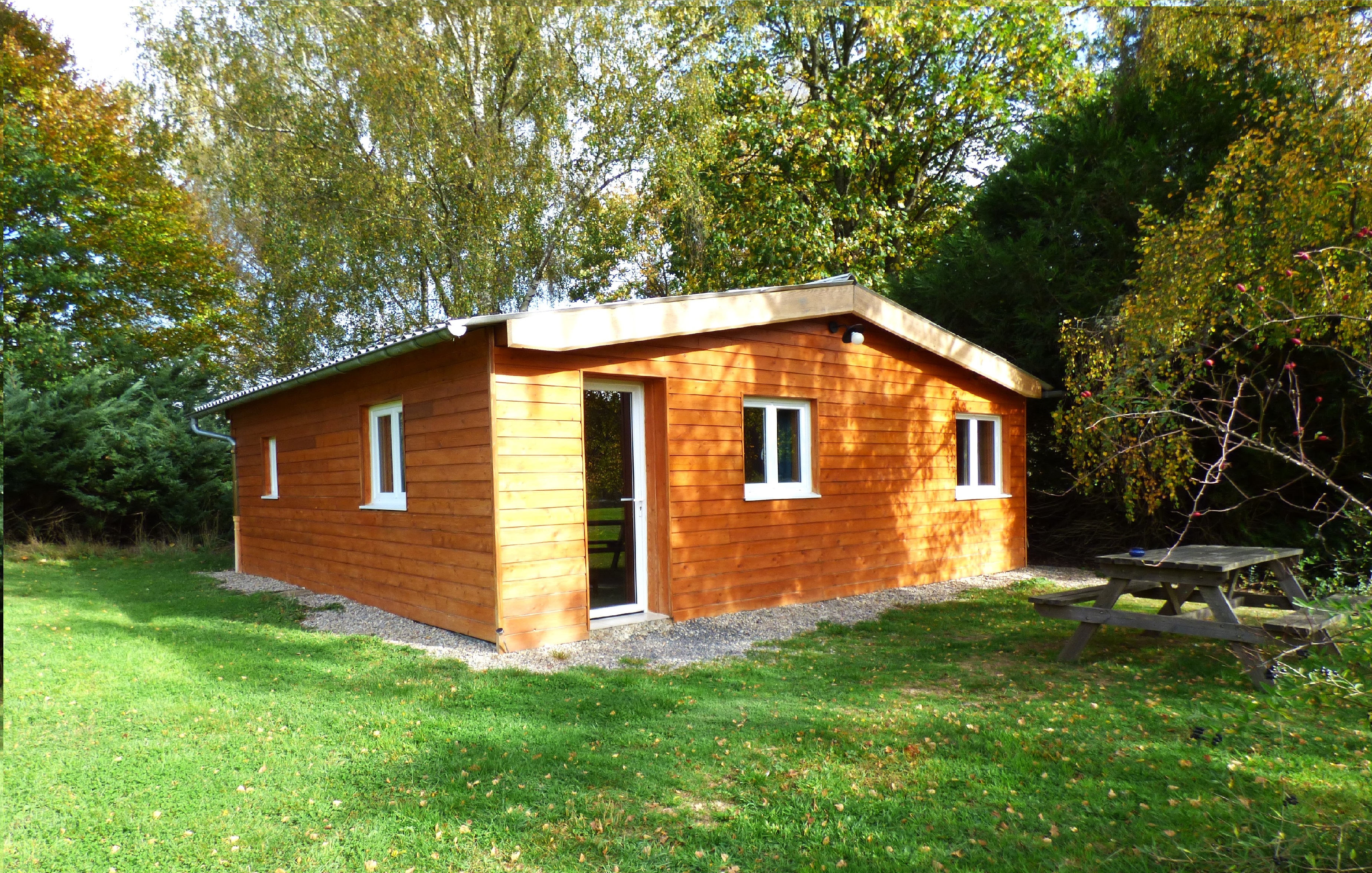 Chalet Prairie avec vue sur lac : une évasion en Auvergne à Condat-En-Combraille — vue intérieure