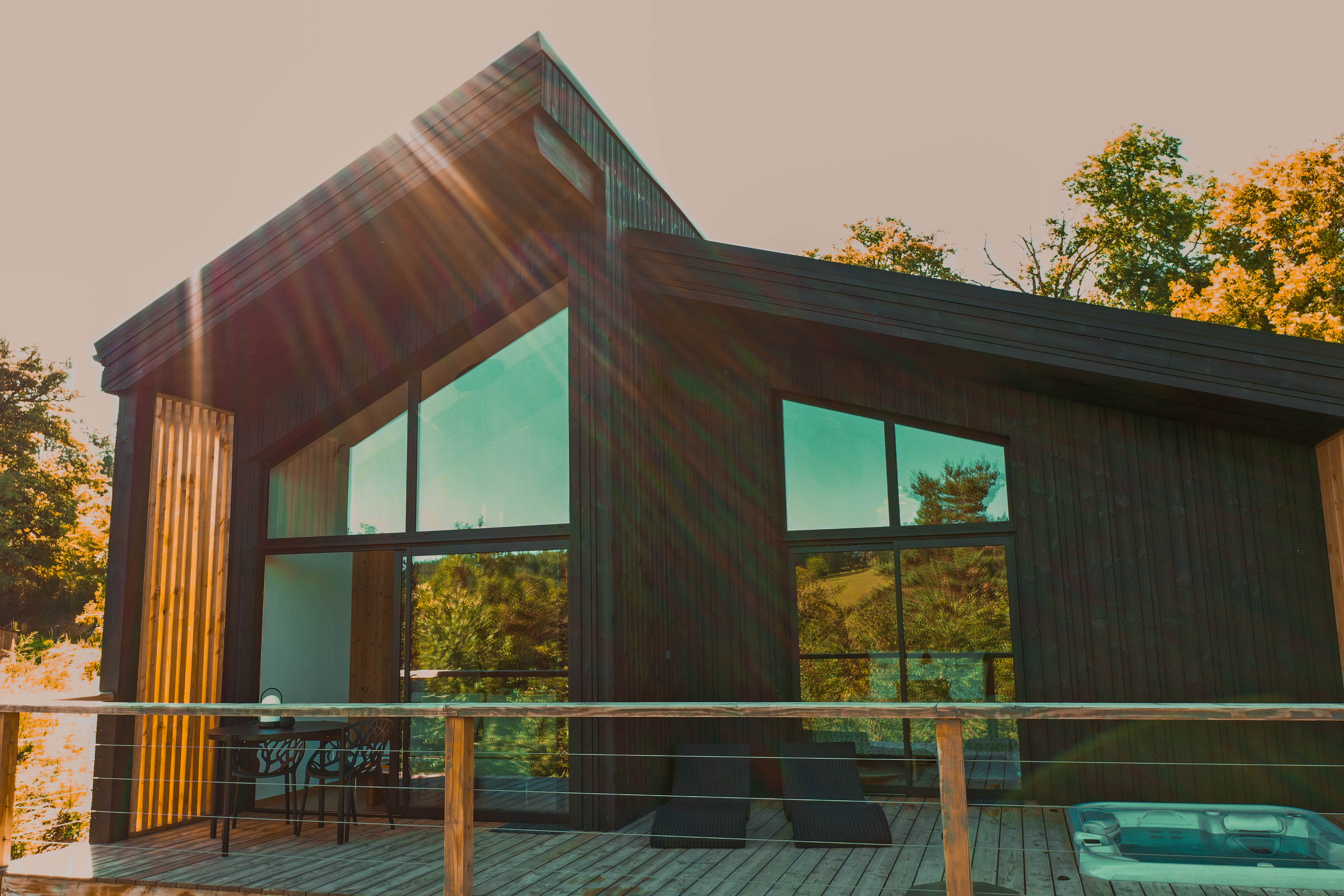 Cabane Petite Ourse & Spa : une évasion en hauteur à Cunlhat — détail architectural