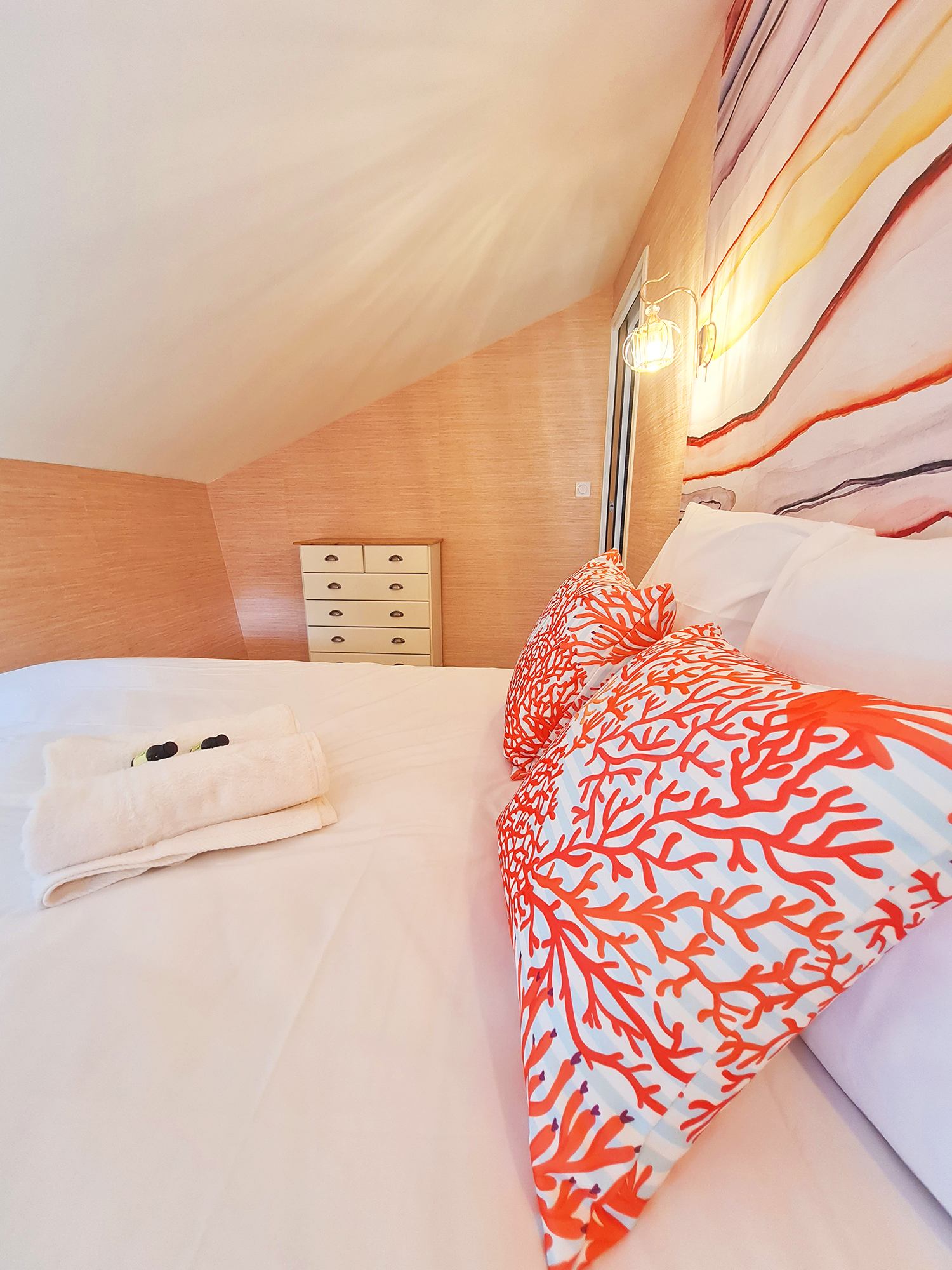 Cabane la Perle : une échappée sur pilotis en Franche-Comté à Dole — salle de bain