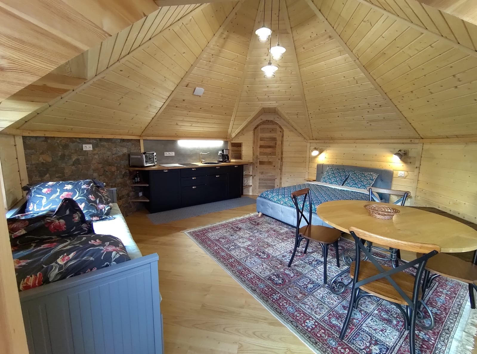 Le Kota Hêtre : une immersion en pleine nature alsacienne à Bitschwiller-Les-Thann — espace de vie