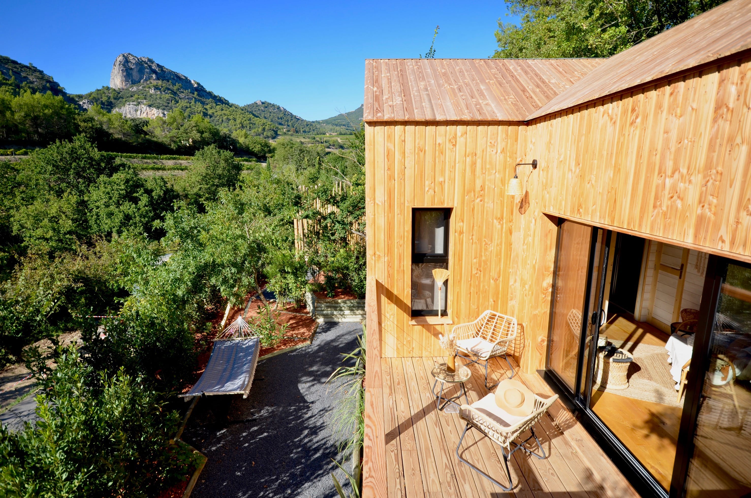 Lodge Mont Ventoux — Cabane avec spa à Vaucluse à Carpentras — salle de bain